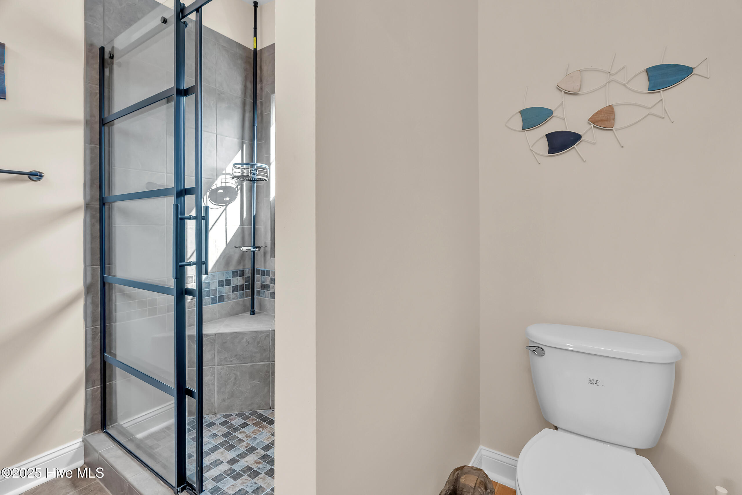 100546927 | Photo 49