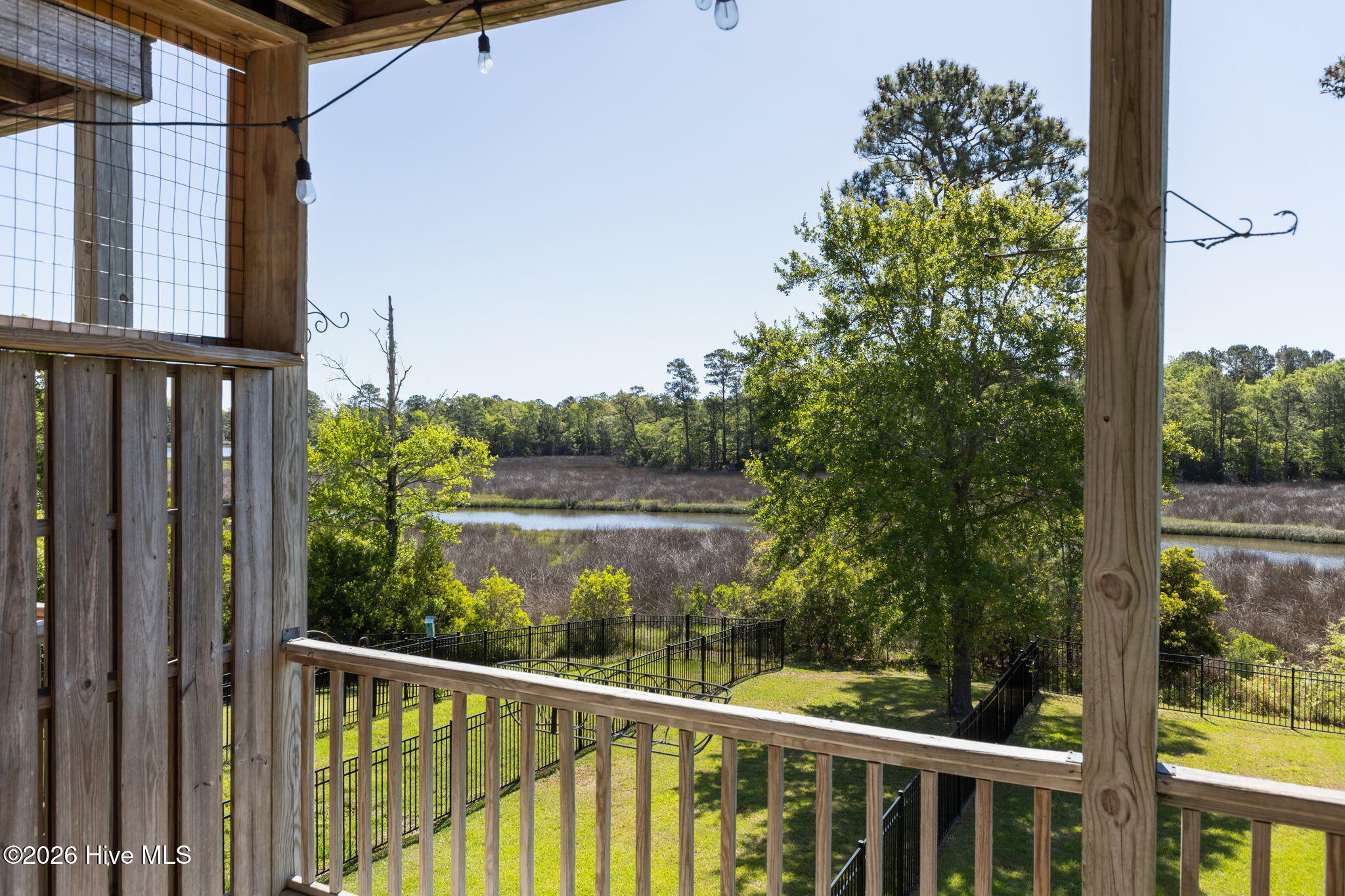 400 Garland Shores Drive,Hubert