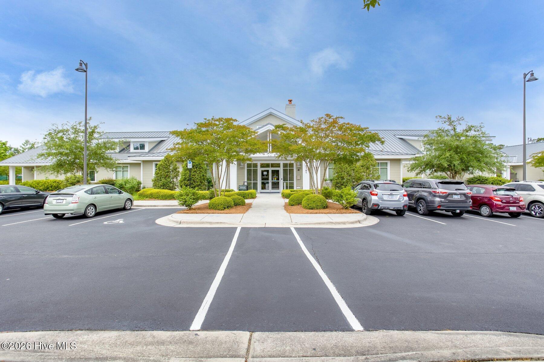 100558018 | Photo 45