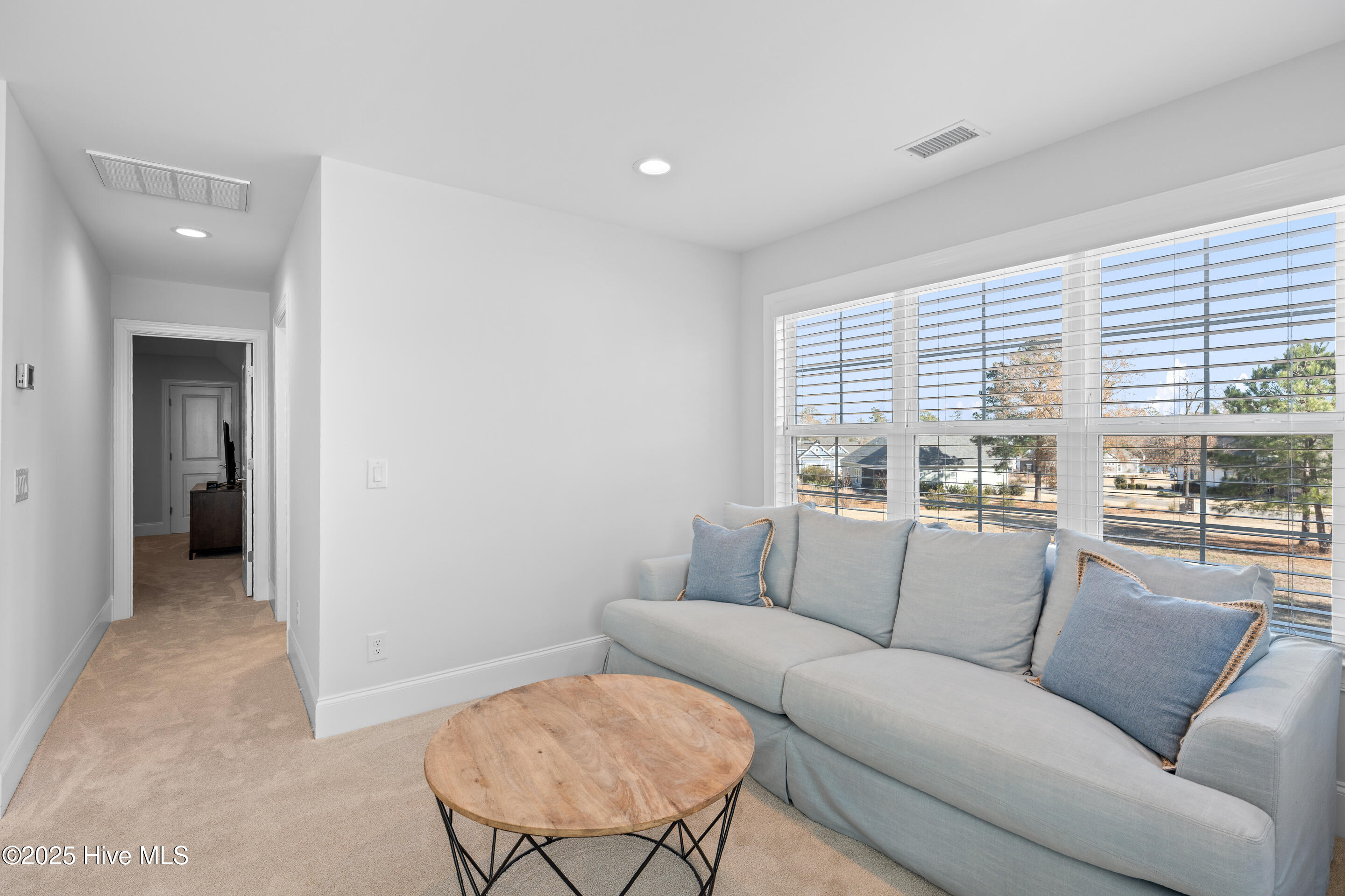 100545902 | Photo 20