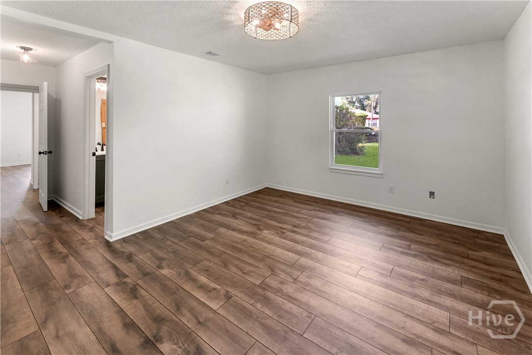 Primary suite