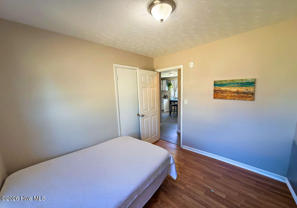 100560731 | Photo 16