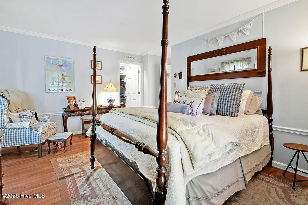 100504453 | Photo 25