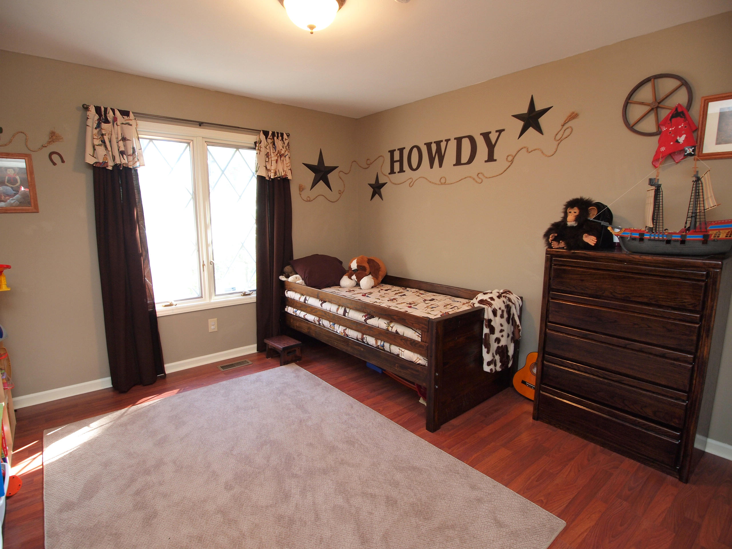 2nd Bedroom