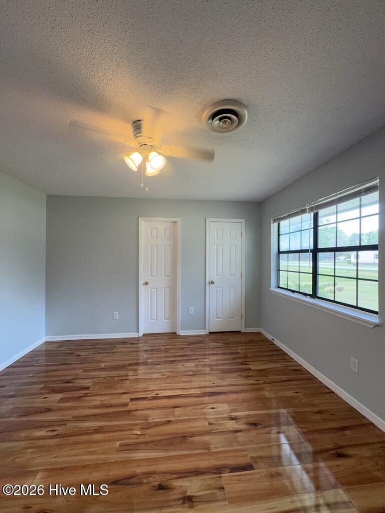 100564135 | Photo 11