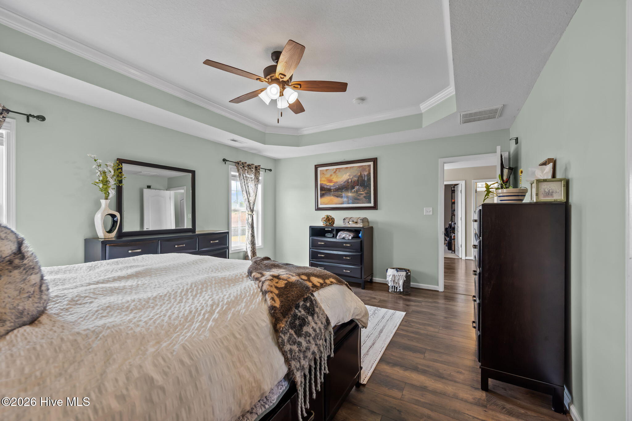 100560524 | Photo 30