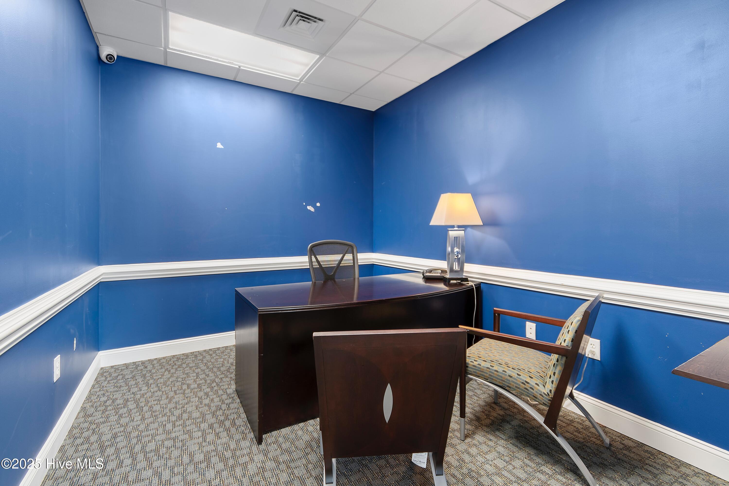 100491717 | Photo 34