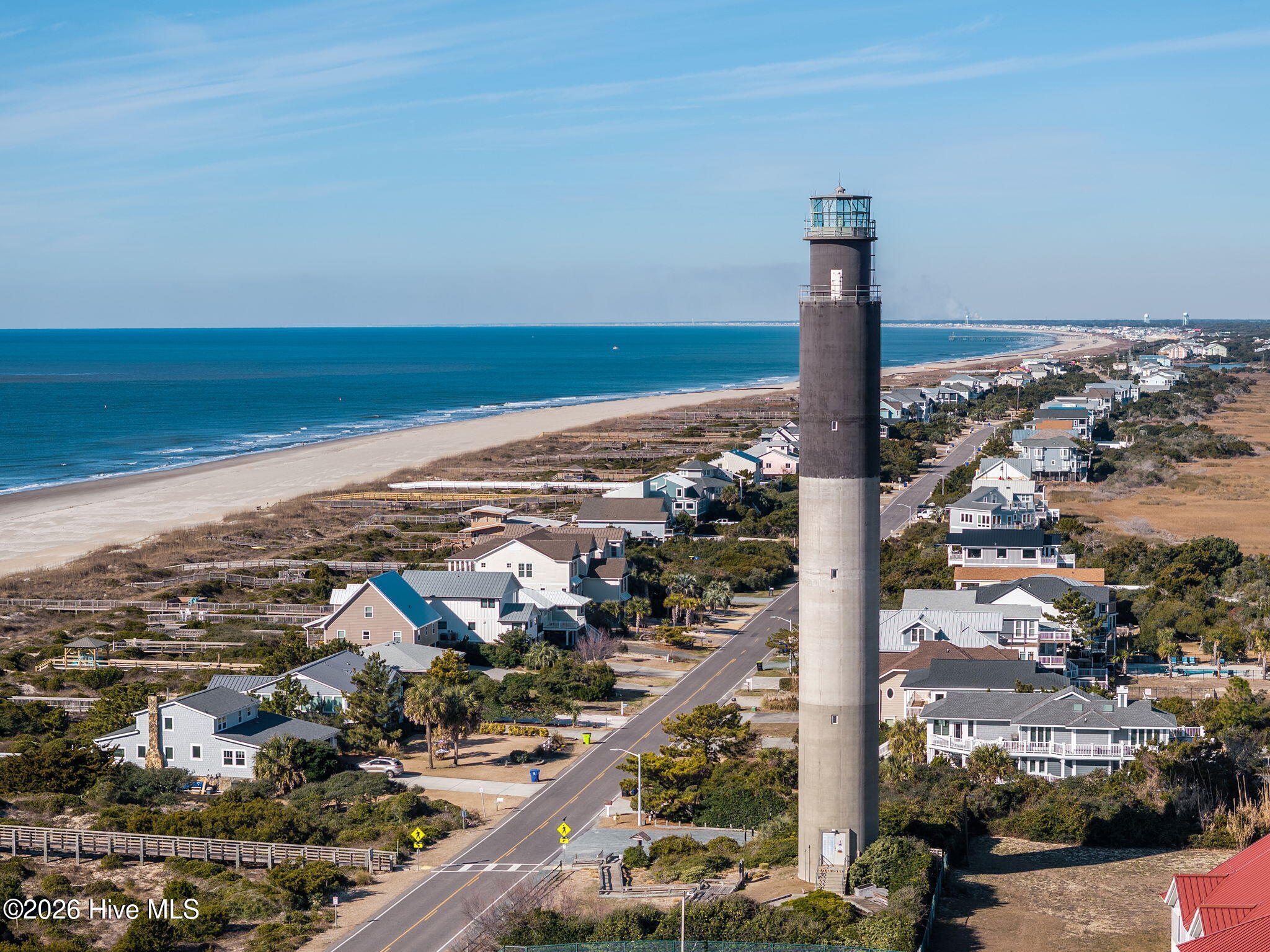 100550406 | Photo 35