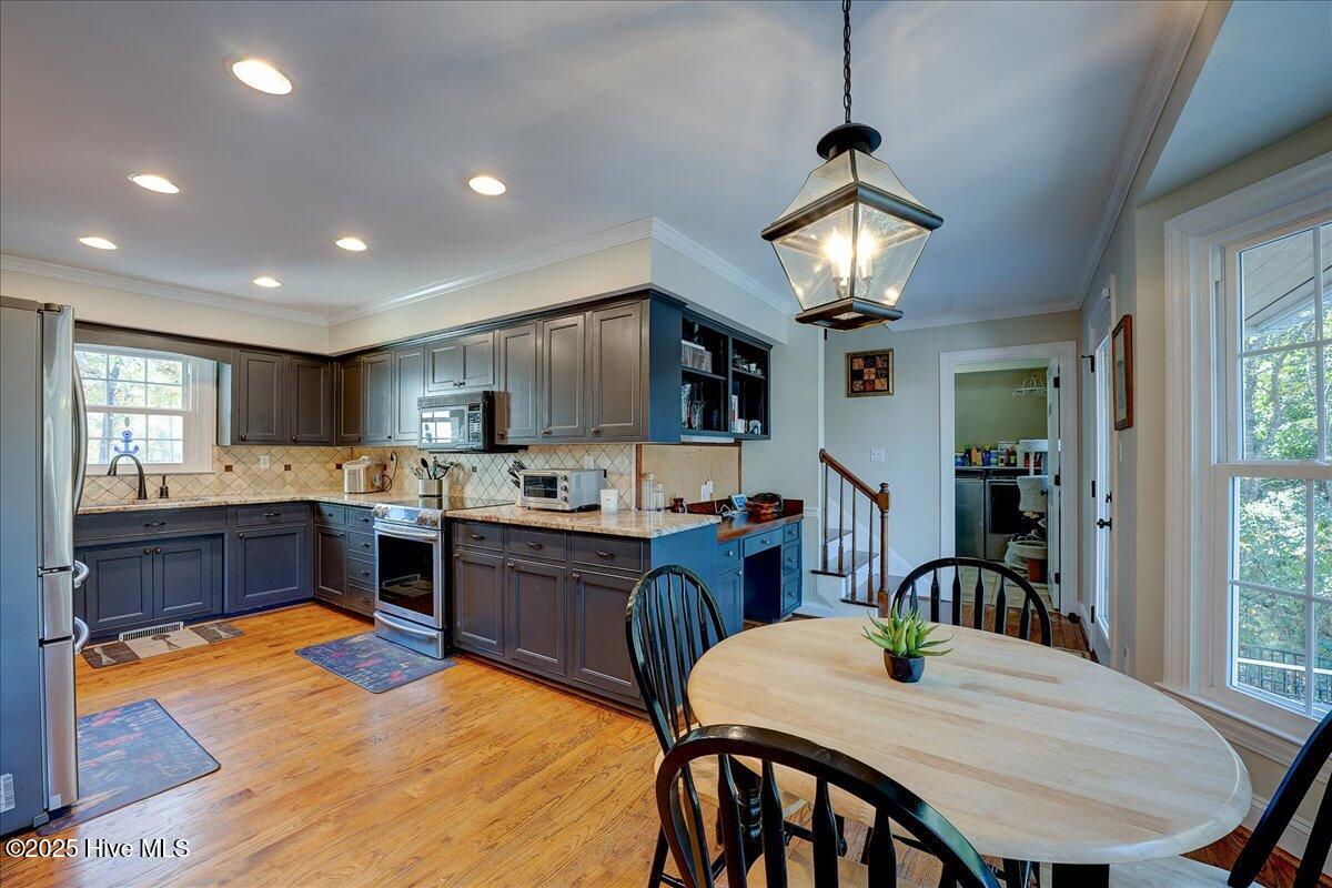 3302 Country Club Road,Trent Woods