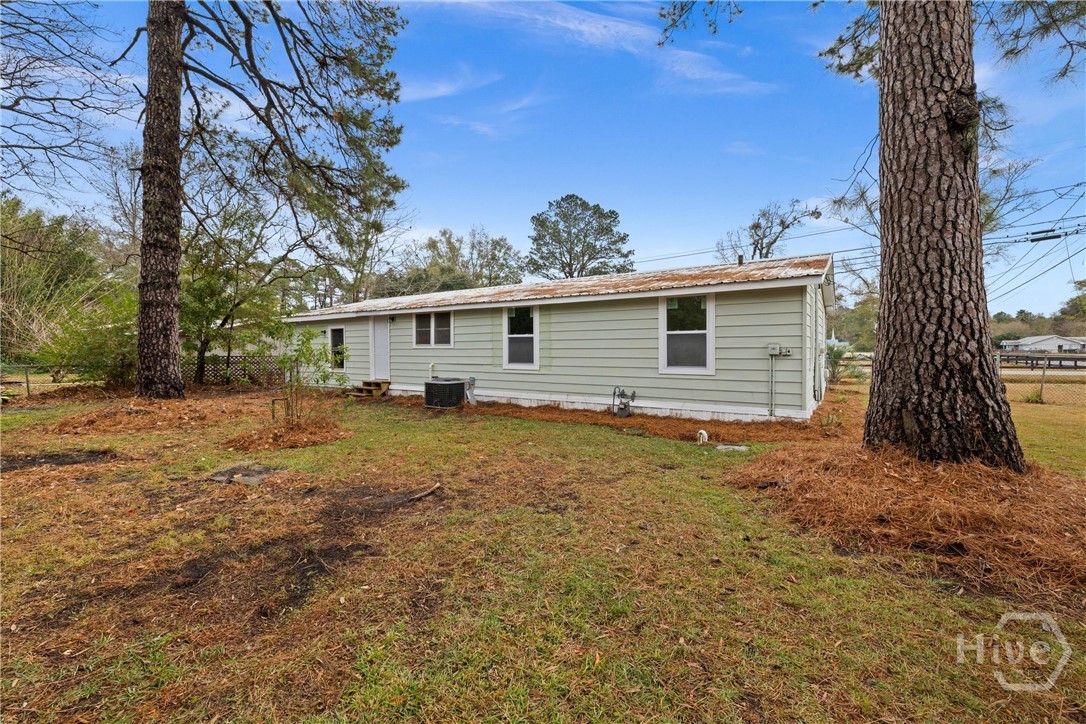 Homes for sale in Bloomingdale, GA | 502 E Cregor St, Bloomingdale, GA 31302 | MLS# SA344778