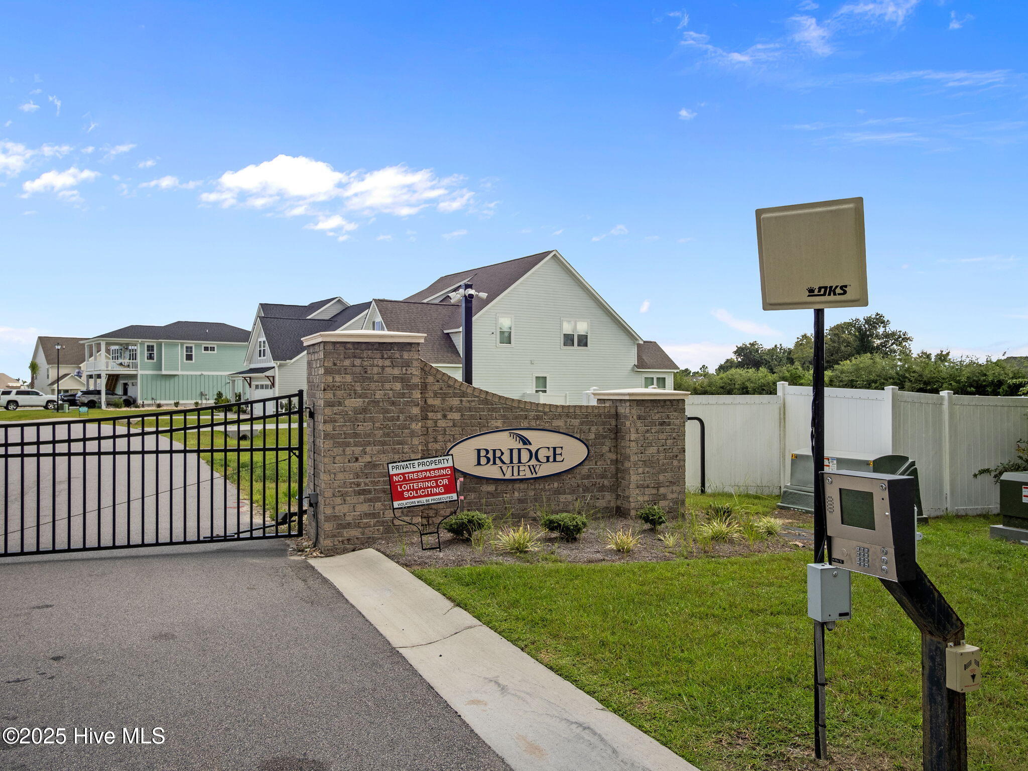 Homes for sale in Cedar Point, NC | 233 Coastline Cir, Cedar Point, NC 28584 | MLS# 100528285