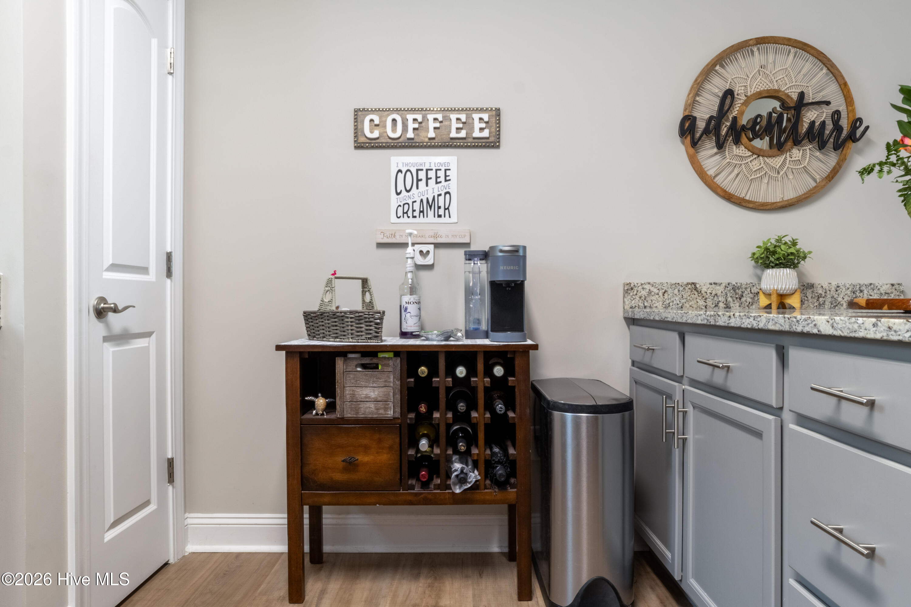 100557212 | Photo 10