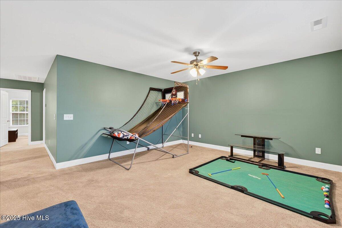 100522769 | Photo 24