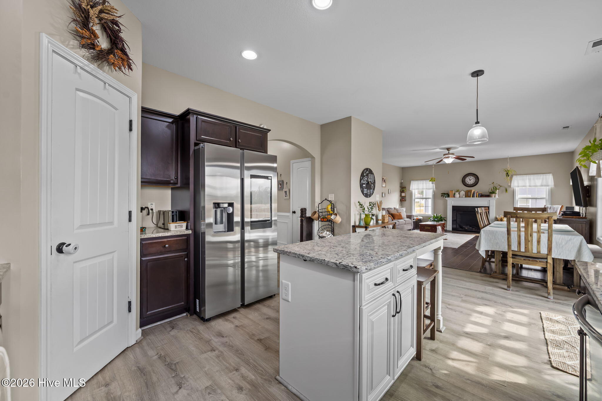 100560524 | Photo 24