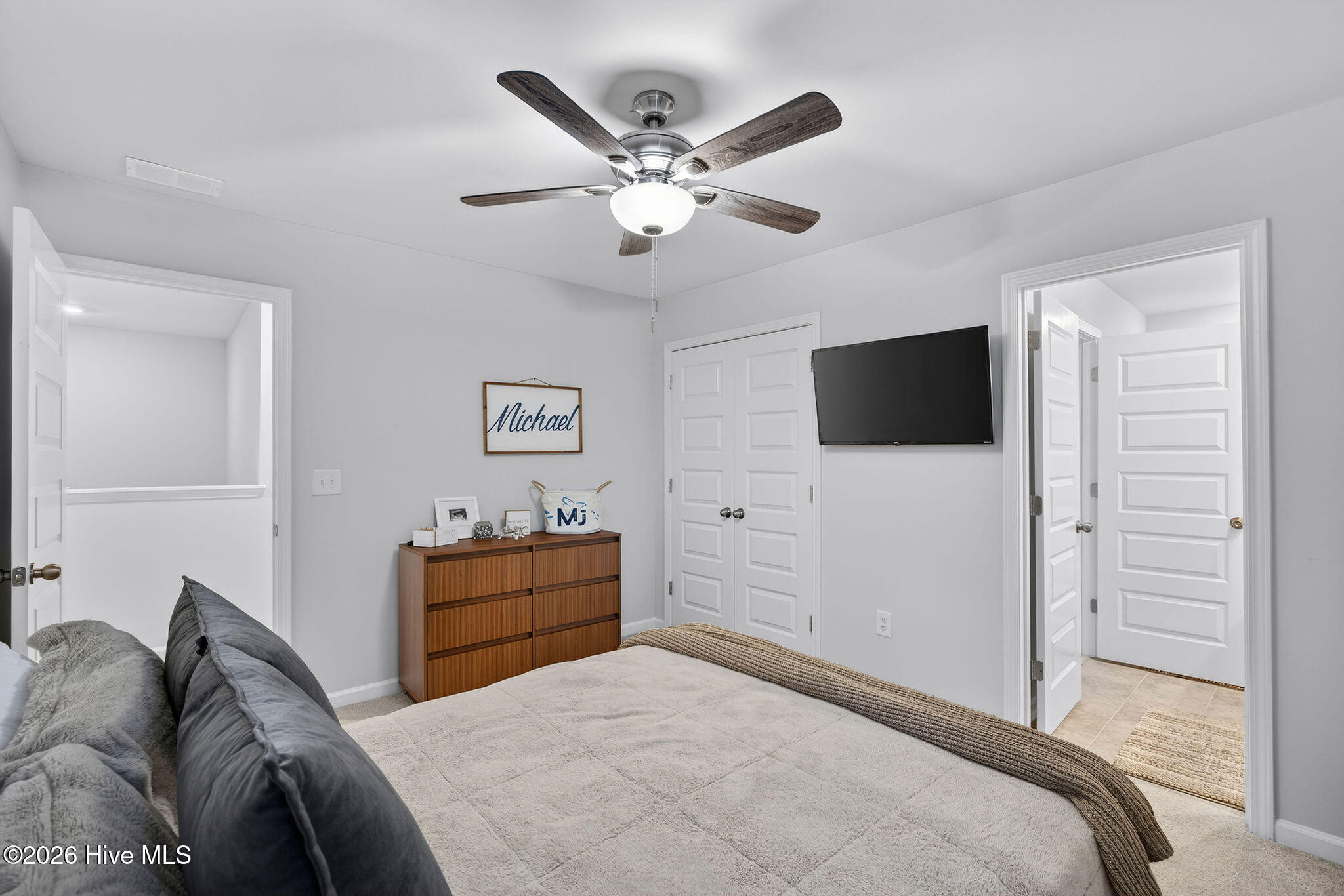 100550096 | Photo 35