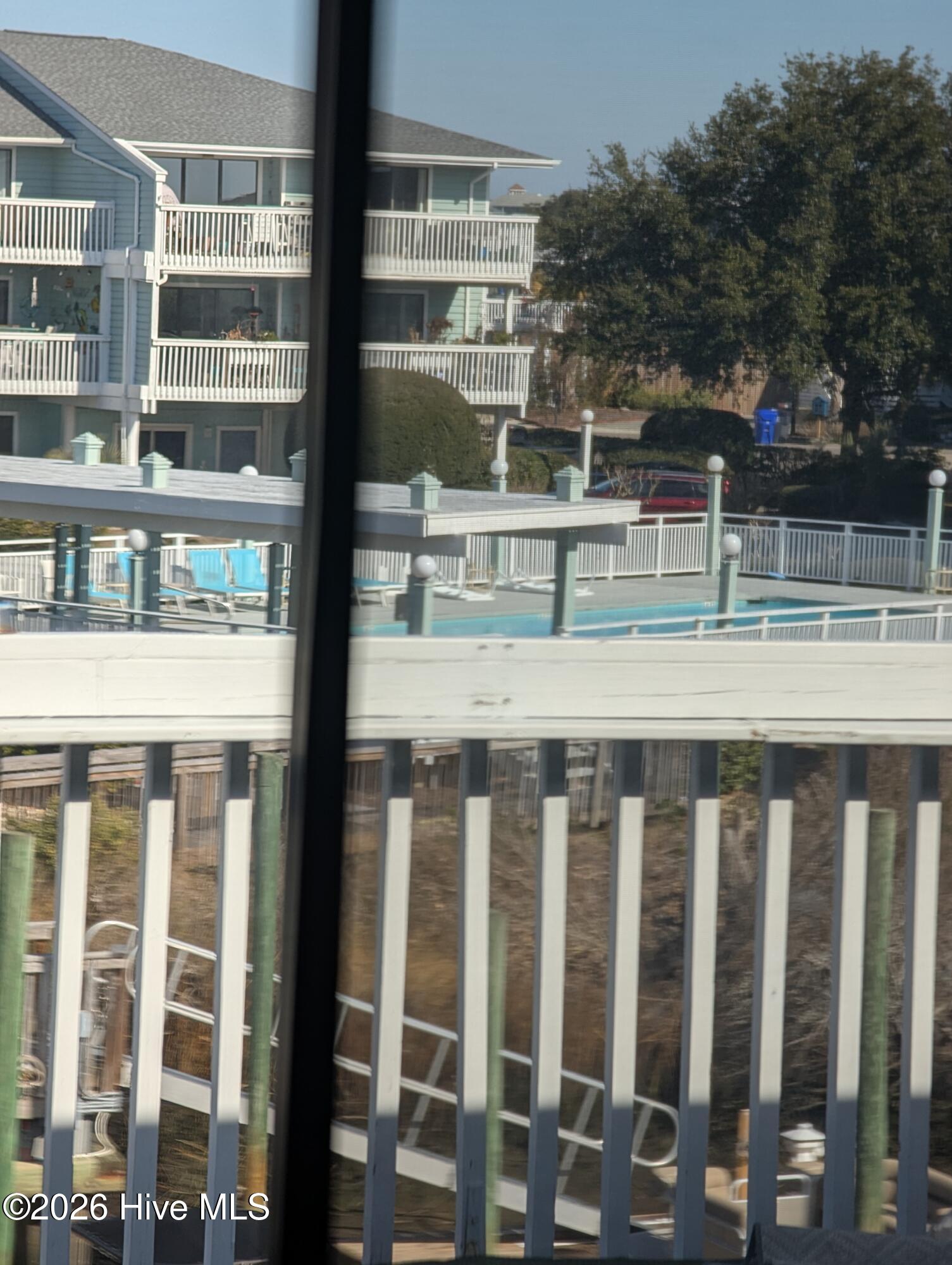 100551663 | Photo 18