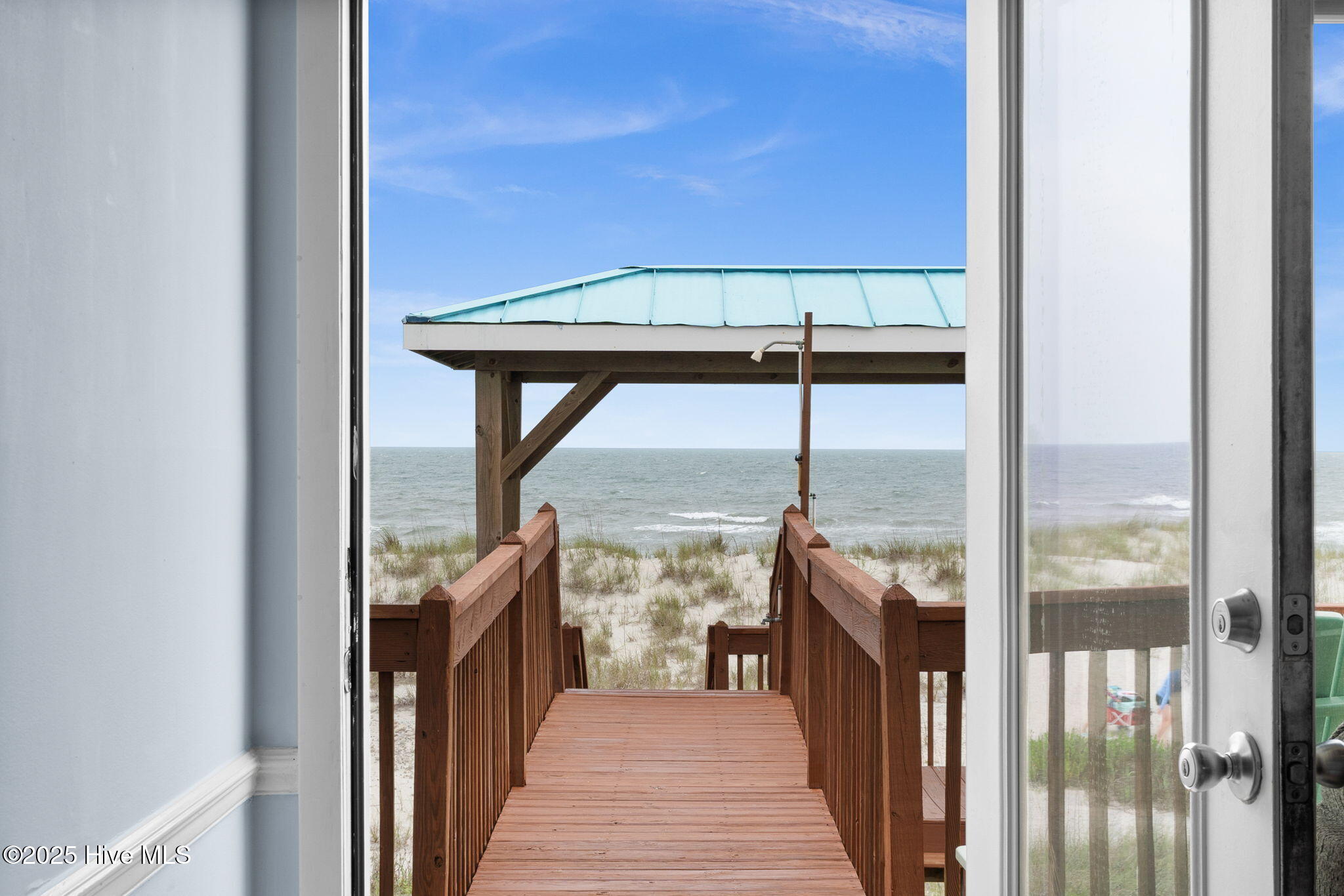 100508496 | Photo 17