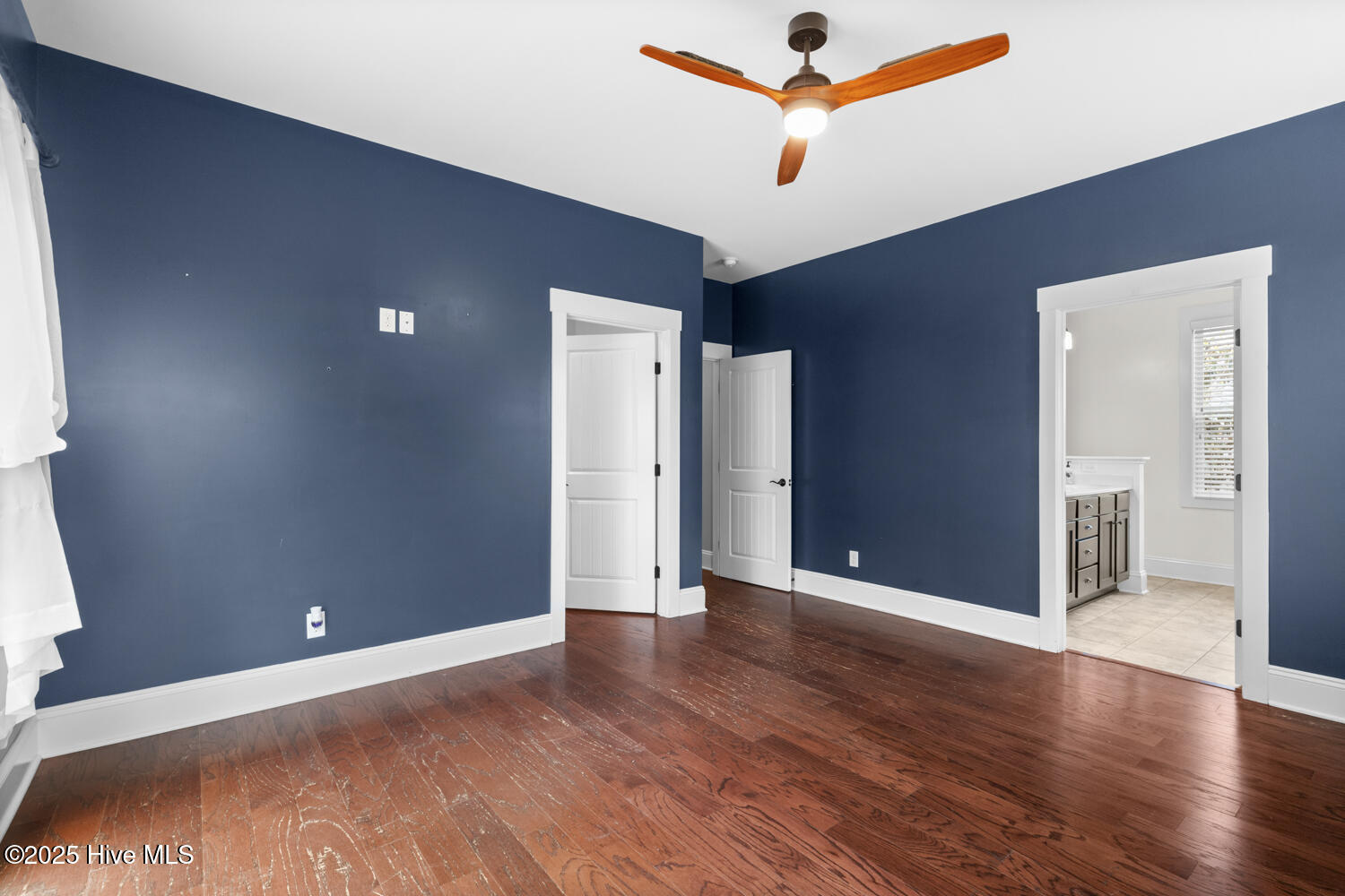 100507529 | Photo 27