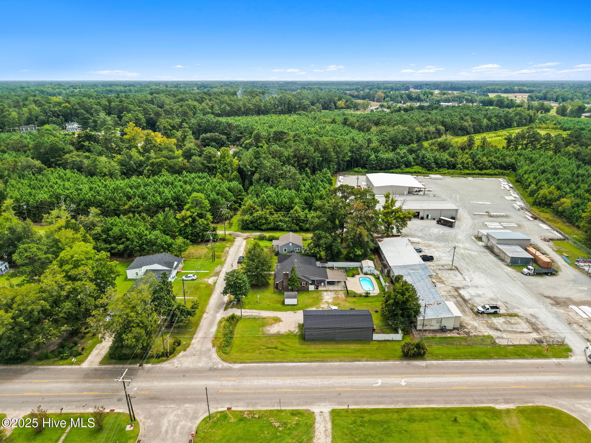 100527355 | Photo 54