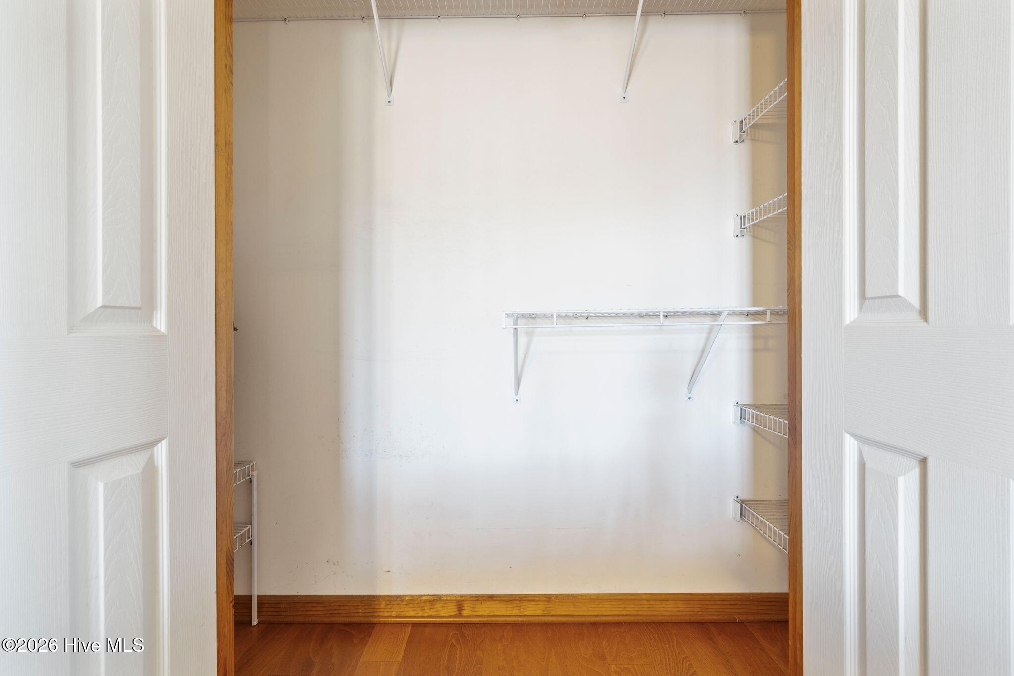 100552539 | Photo 49