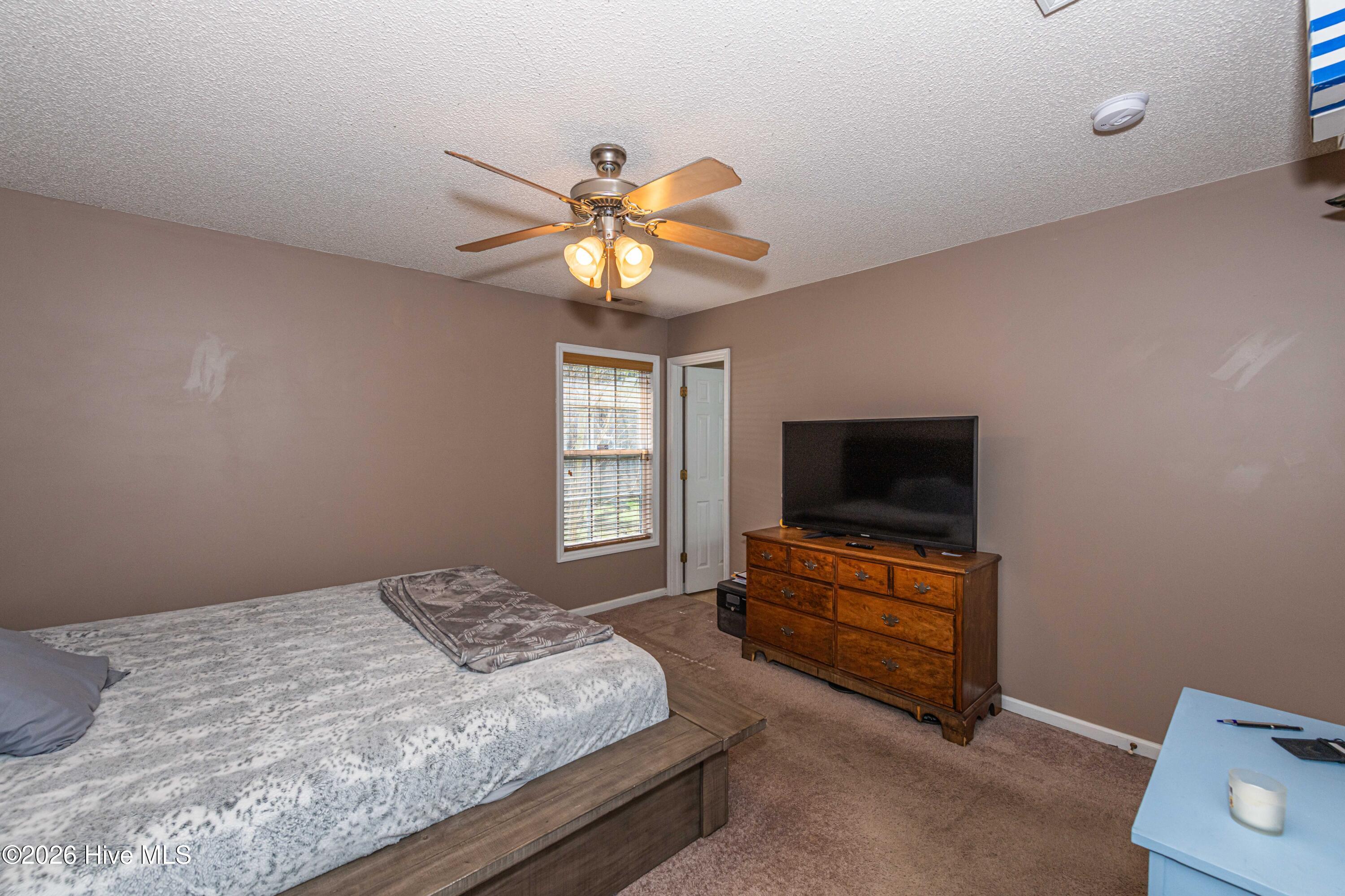 101 Barrington Court,Maple Hill