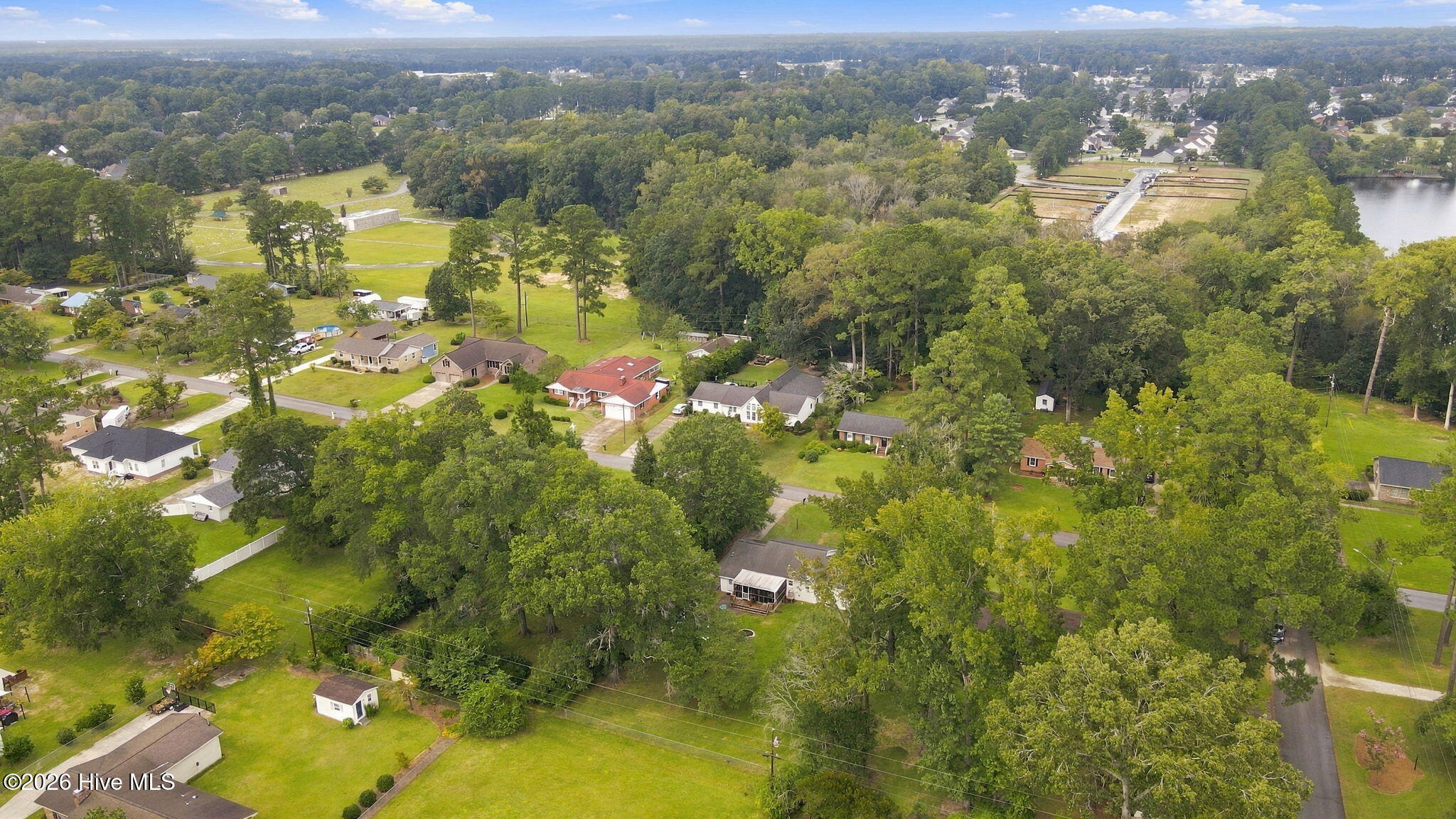 Exterior photo of 5203 Meadowbrook Drive, Trent Woods, NC 28562. MLS: 100602557
