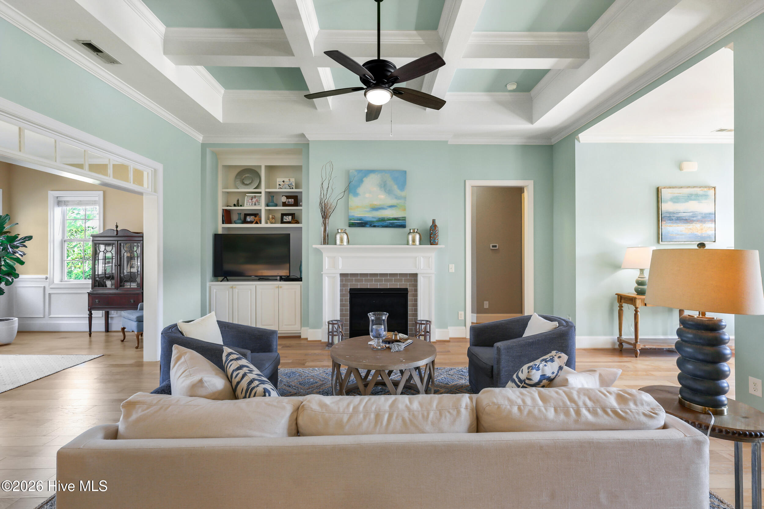 100554068 | Photo 12