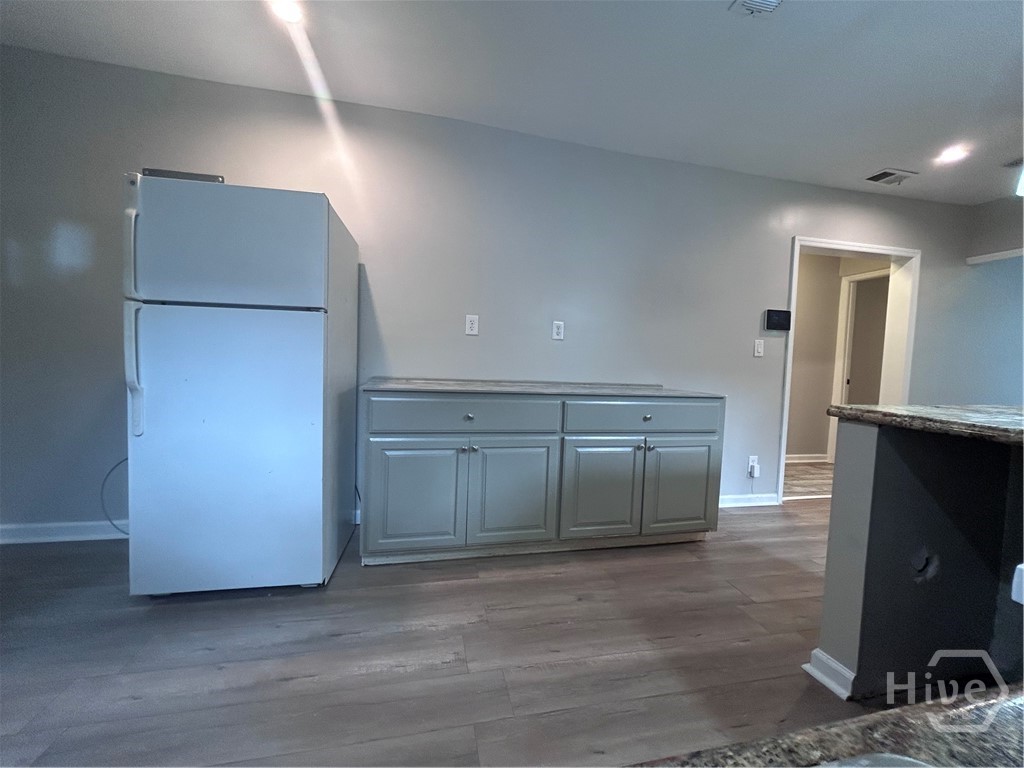 Photo 4 of Single family home for sale at 1410 New Castle St, Savannah, GA 31415 | MLS# SA358247 | Listing updated on 2026-09-19