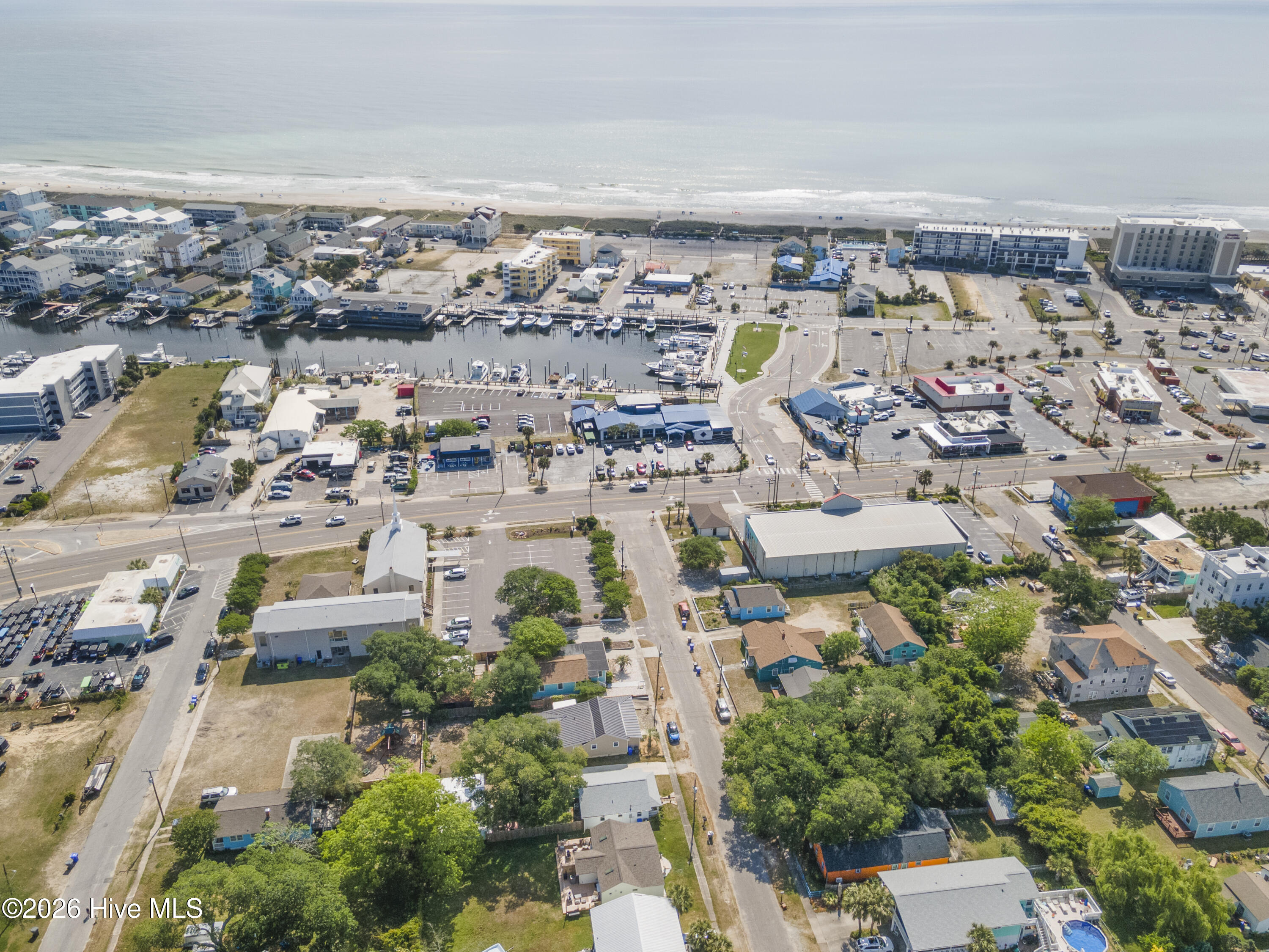 100566755 | Photo 85