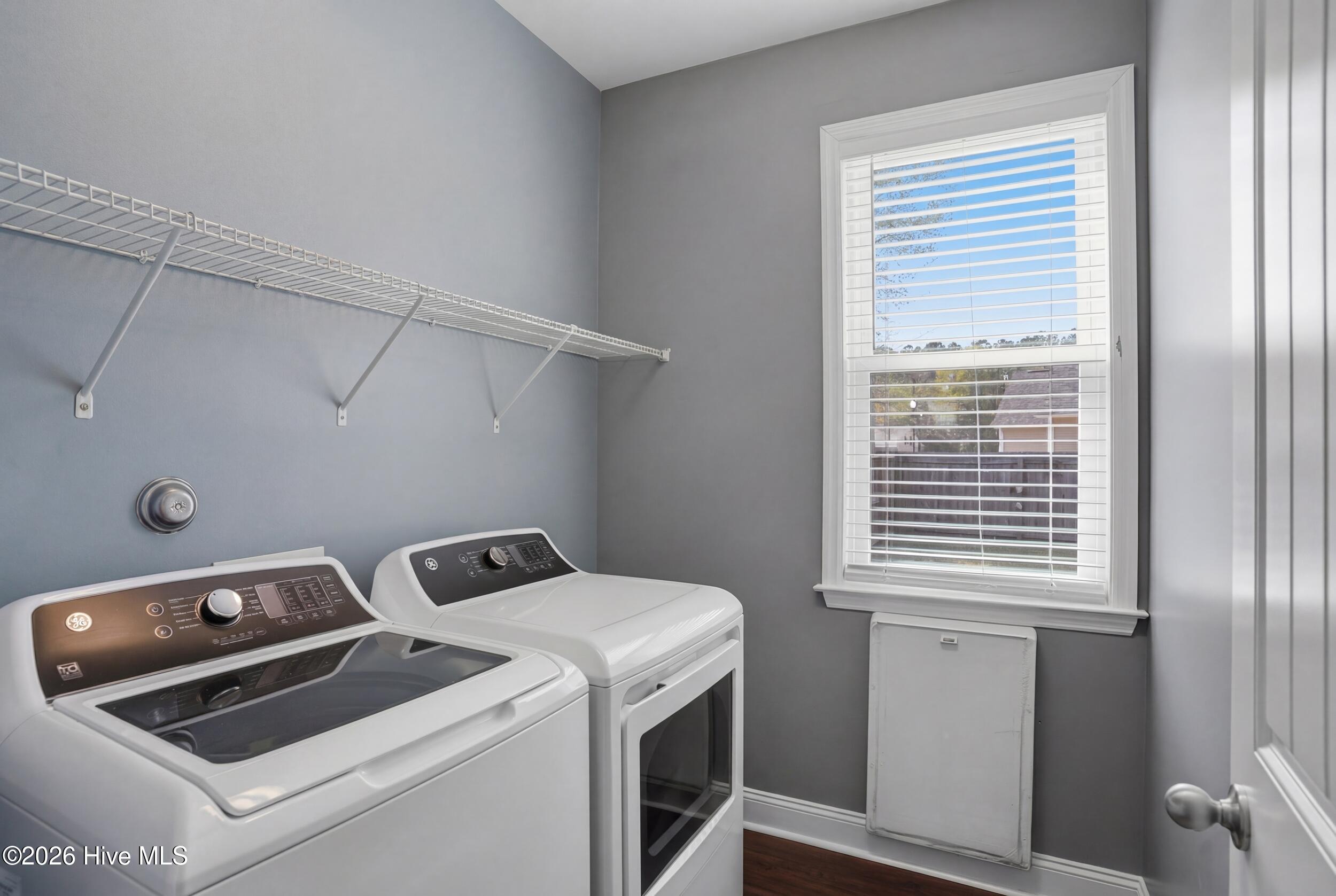 100562435 | Photo 29