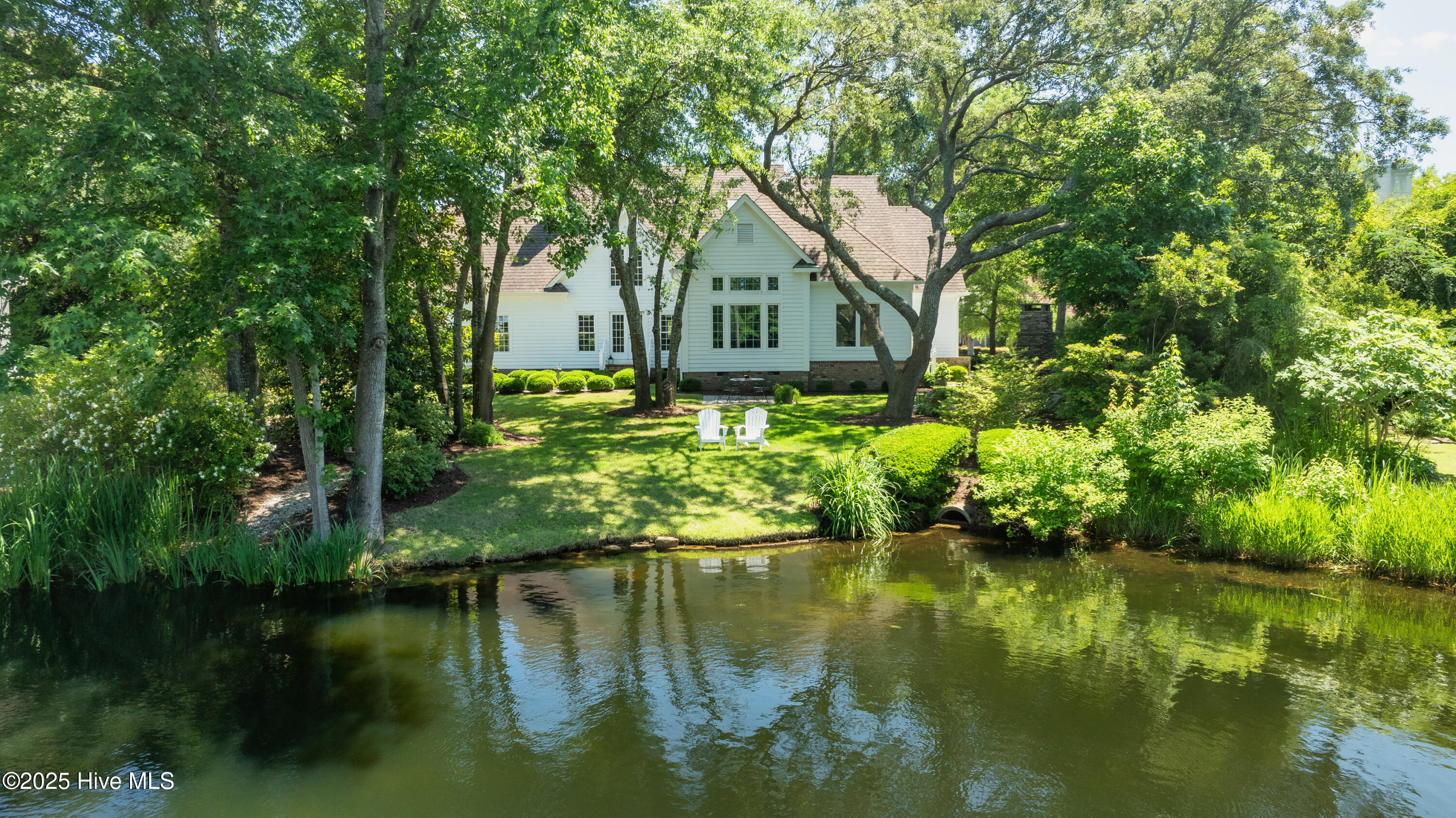 100541341 | Photo 75