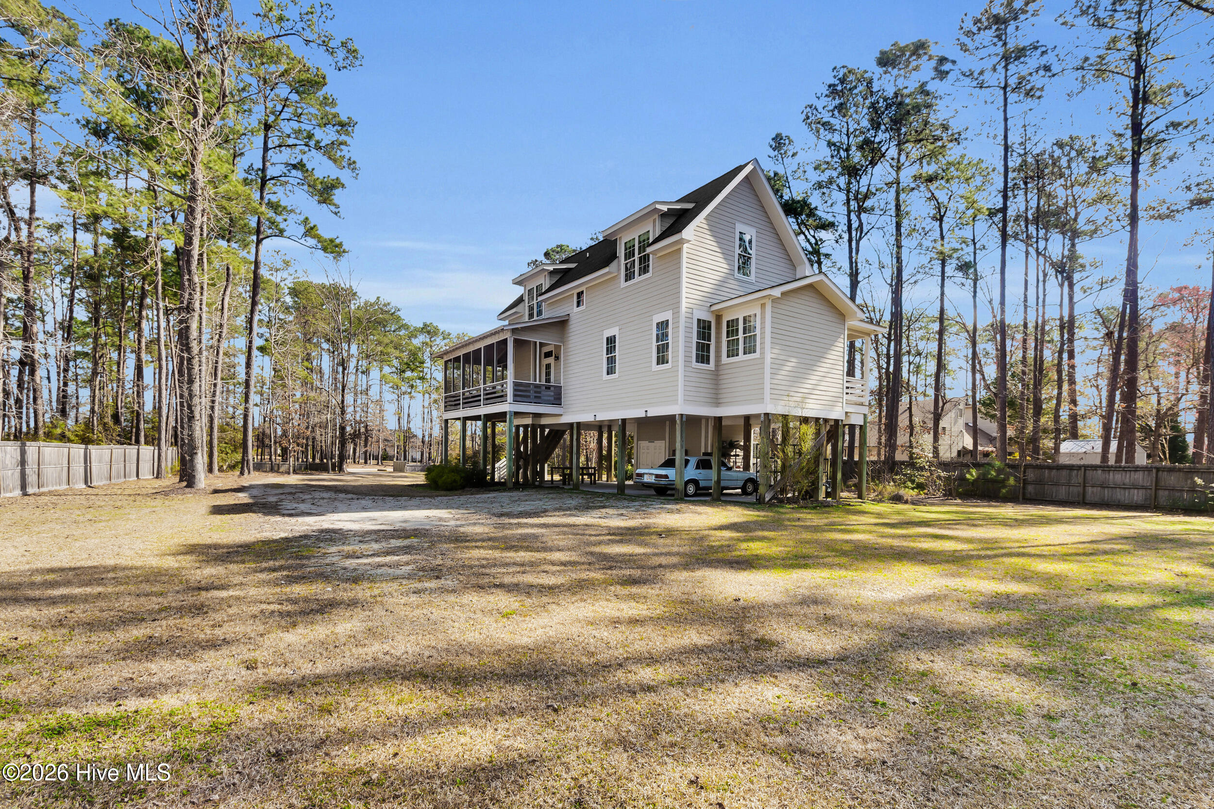 61 Spinnaker Point Road N, Oriental, NC, 28571