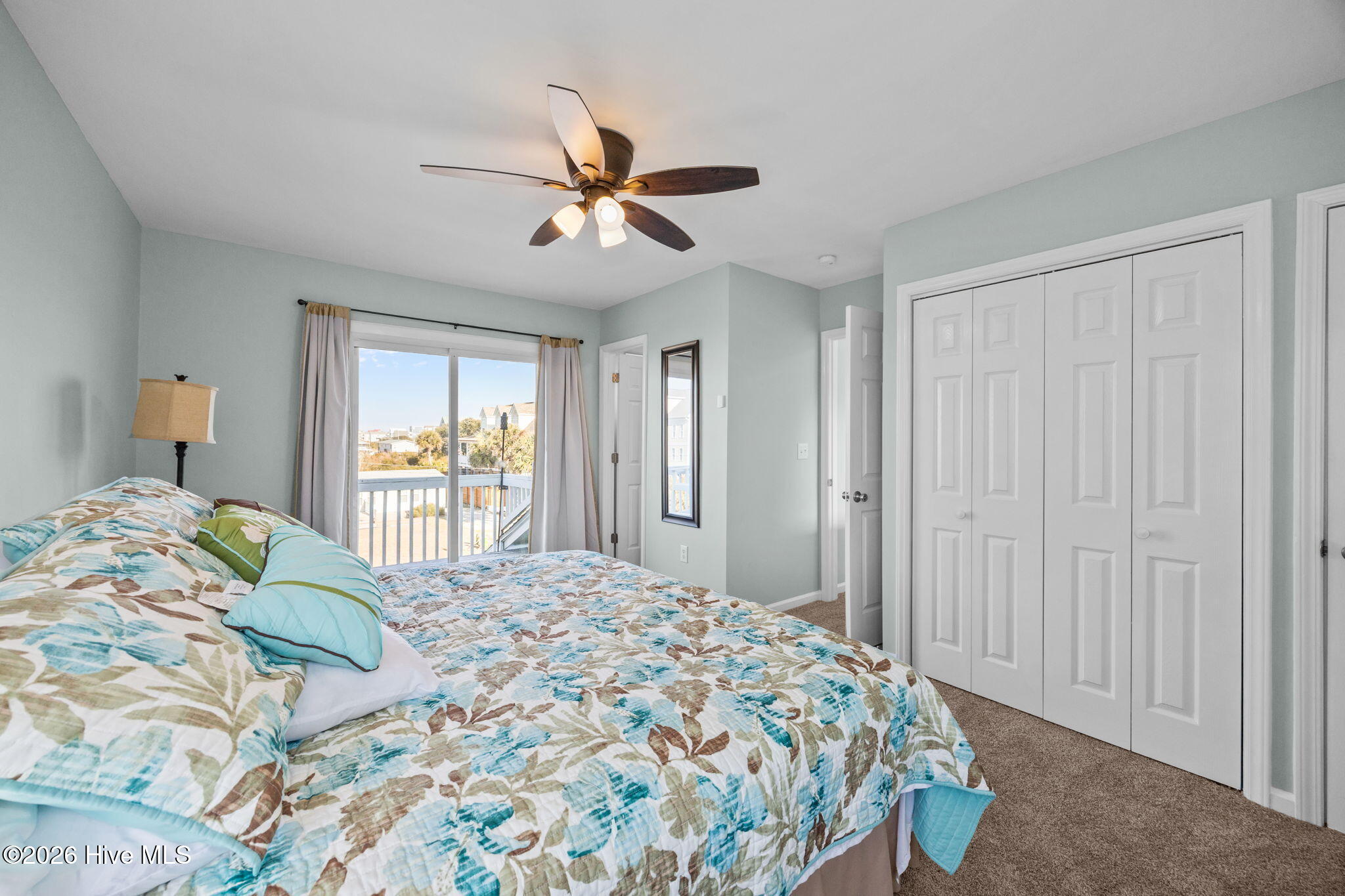 100553918 | Photo 24