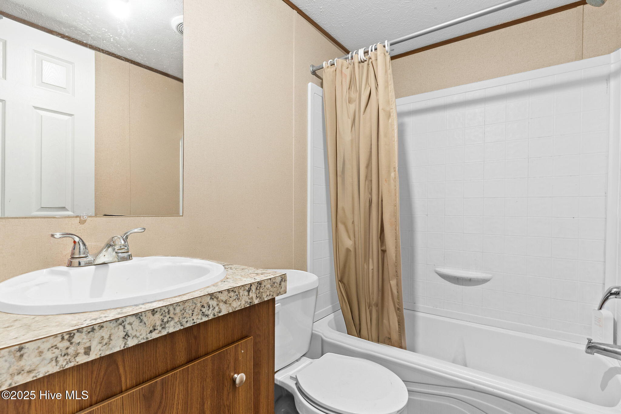 100537809 | Photo 20