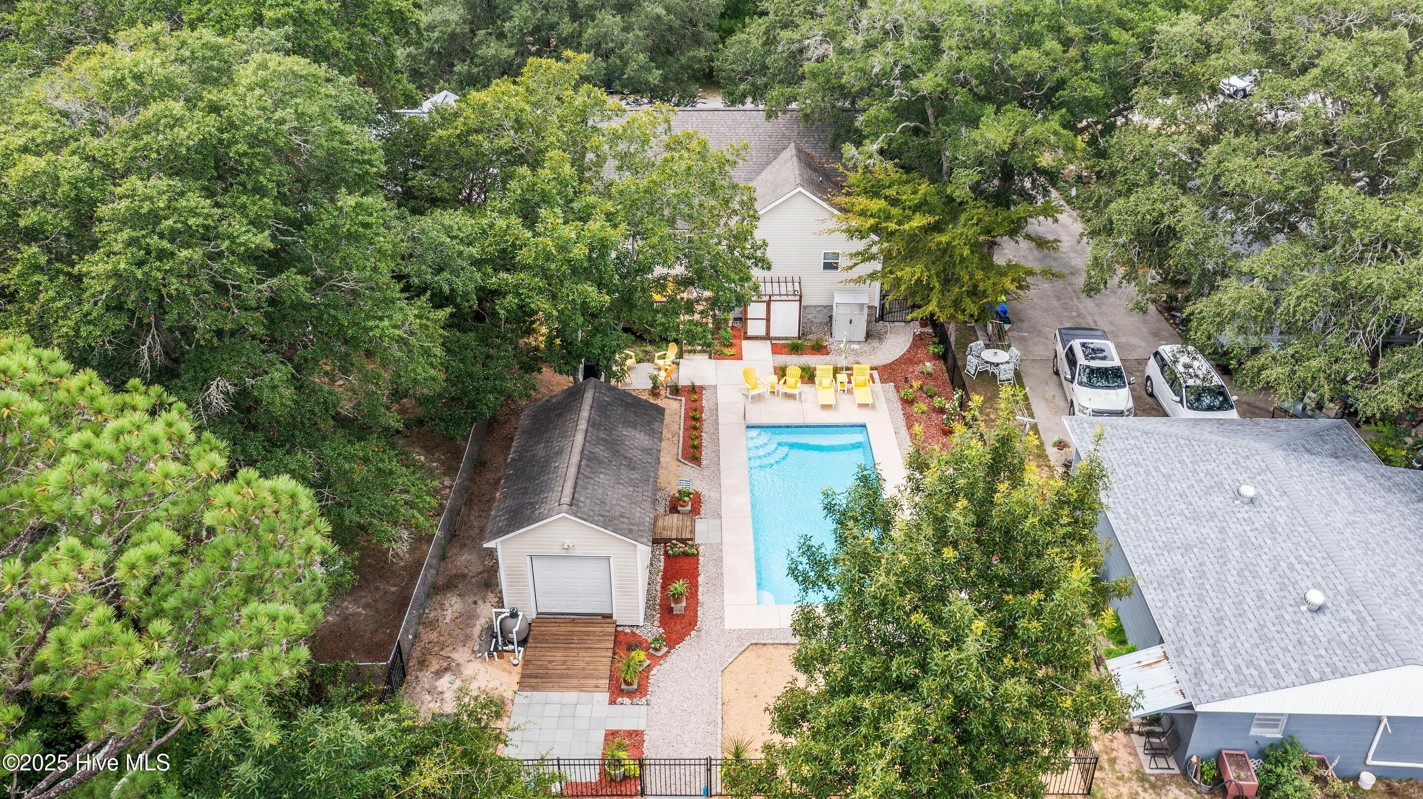 100553447 | Photo 59