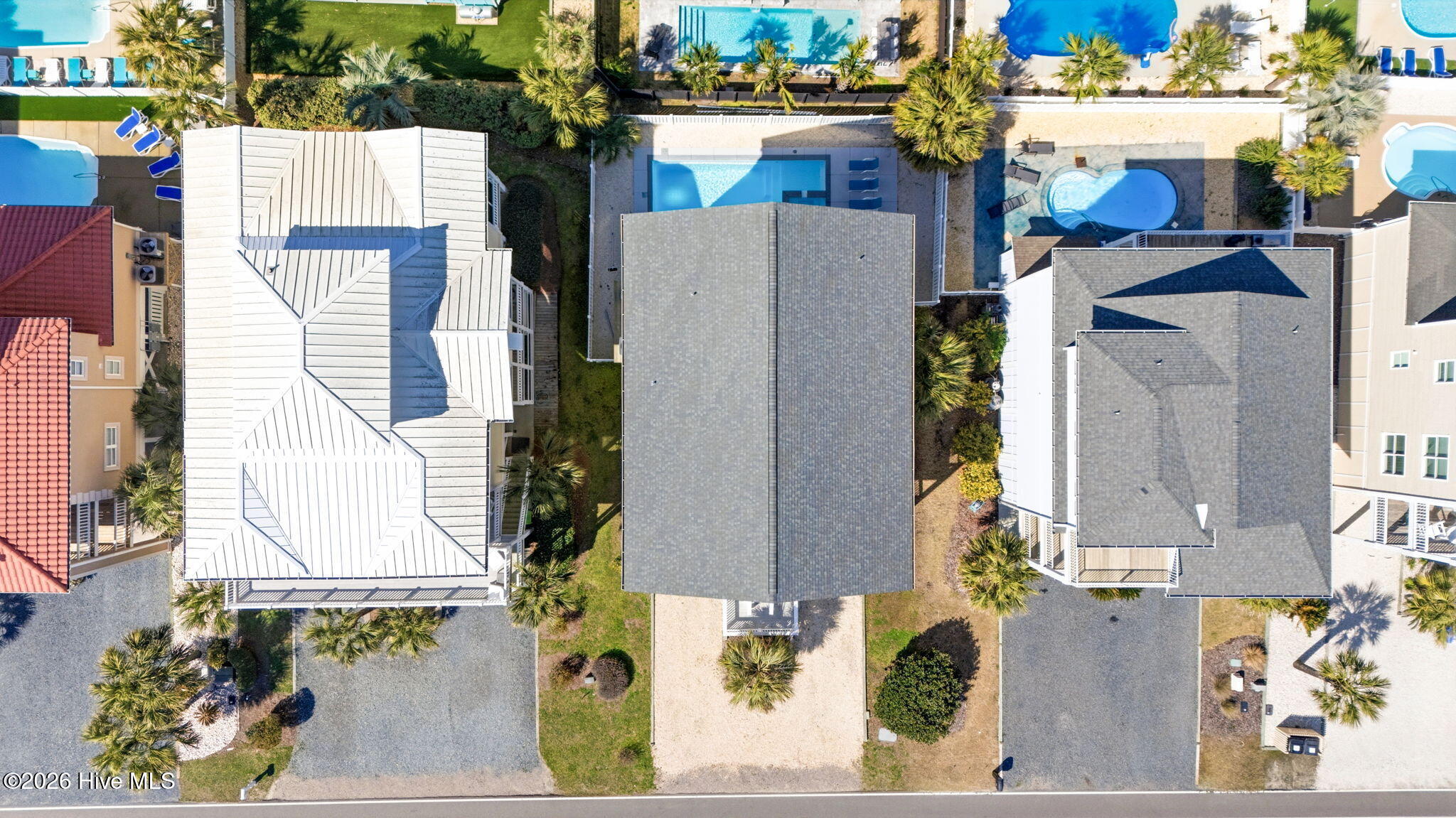 100559880 | Photo 57