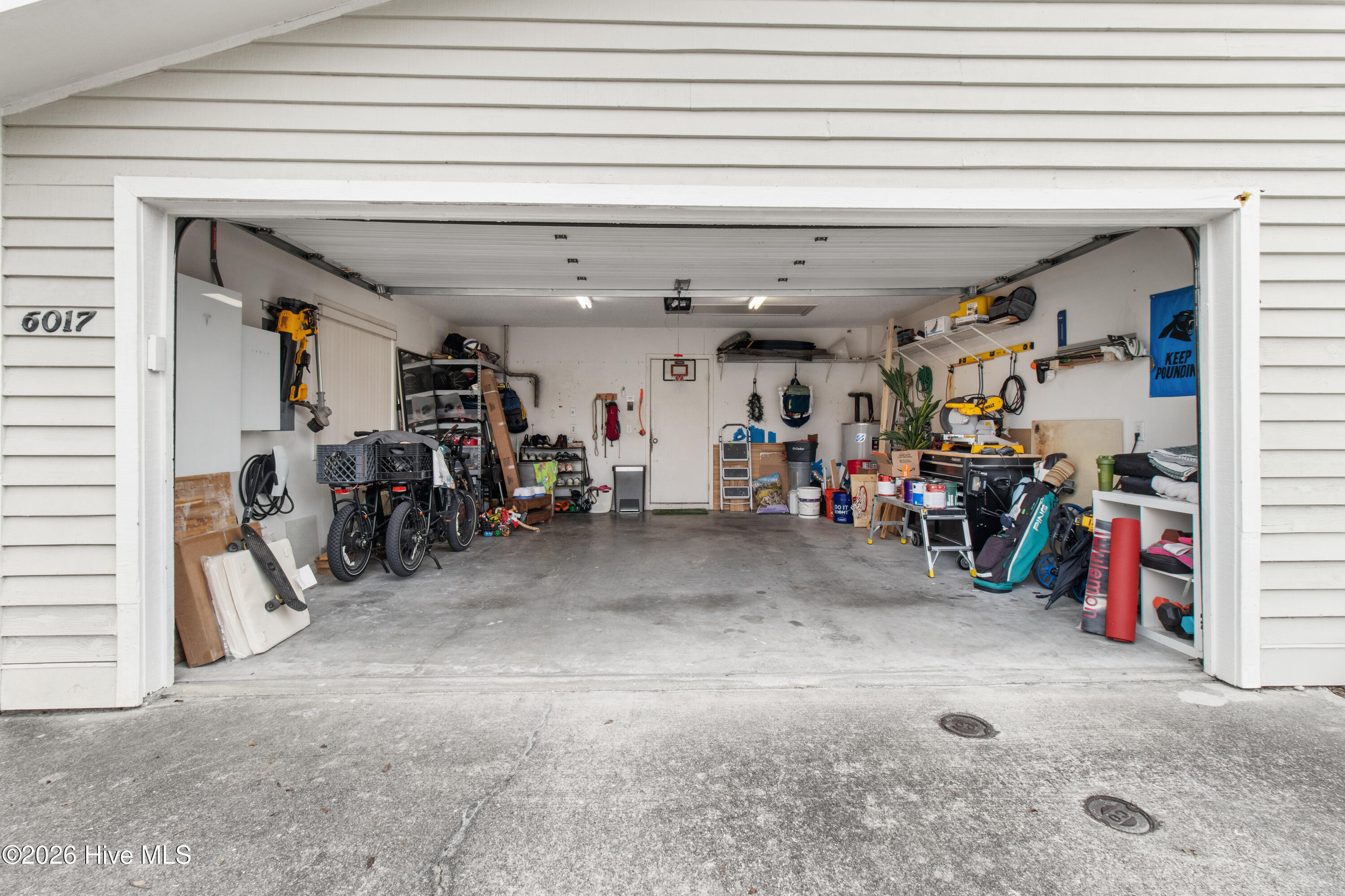 100552704 | Photo 23