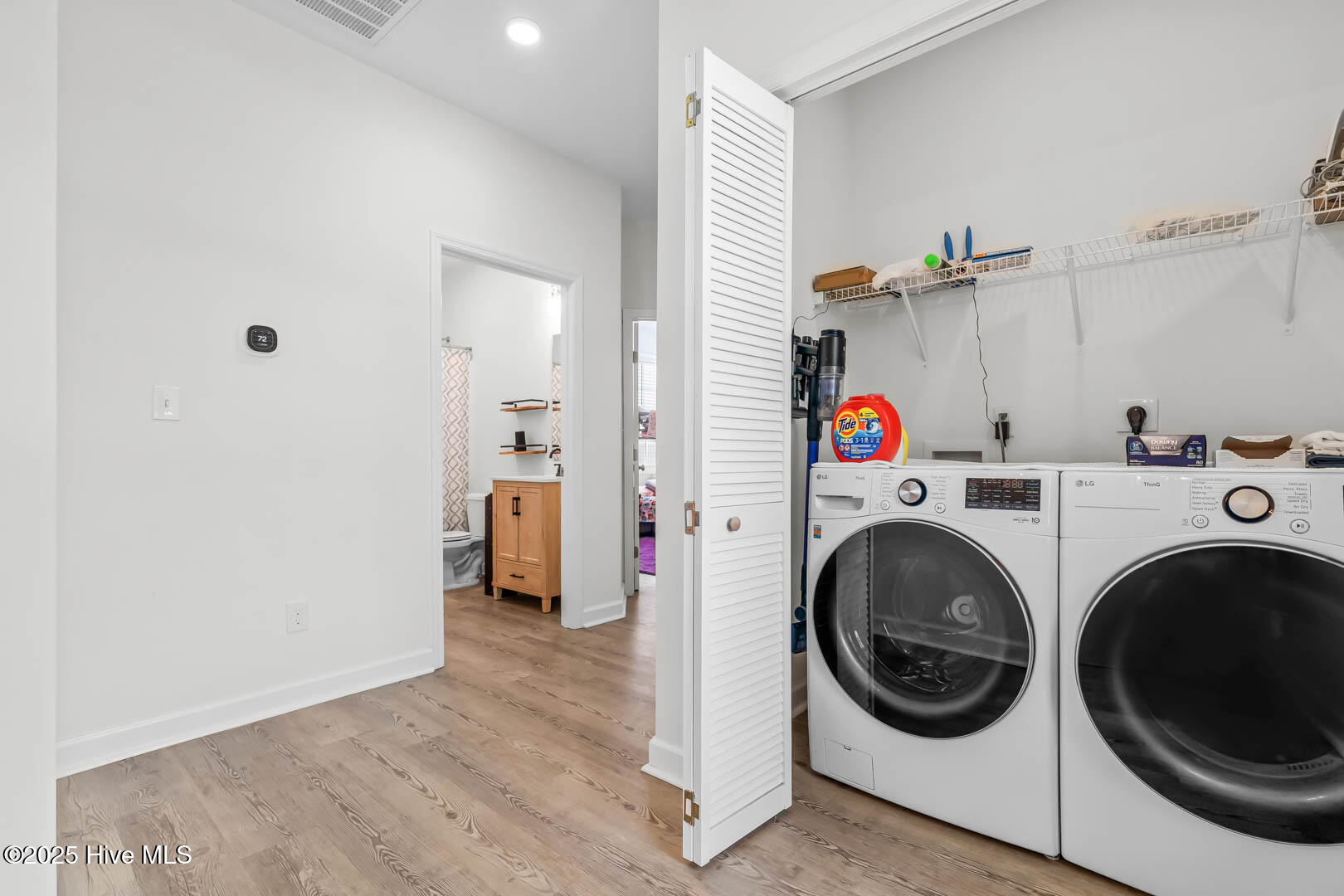 100516062 | Photo 37