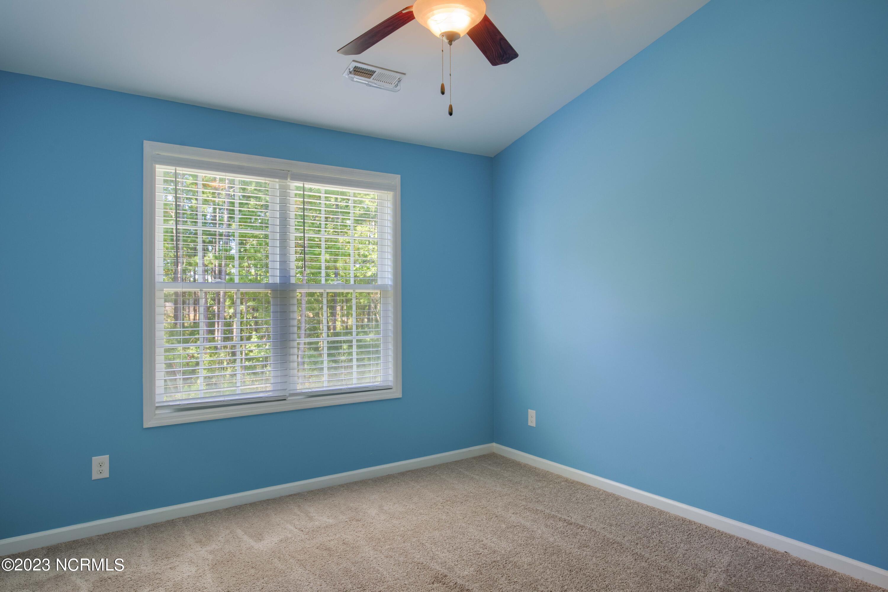 100534630 | Photo 19