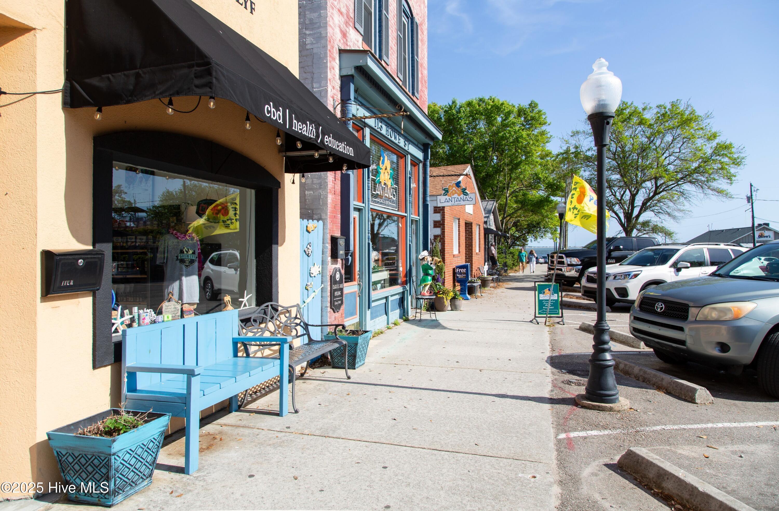 100542723 | Photo 37