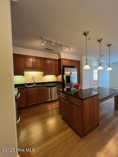 100543457 | Photo 15