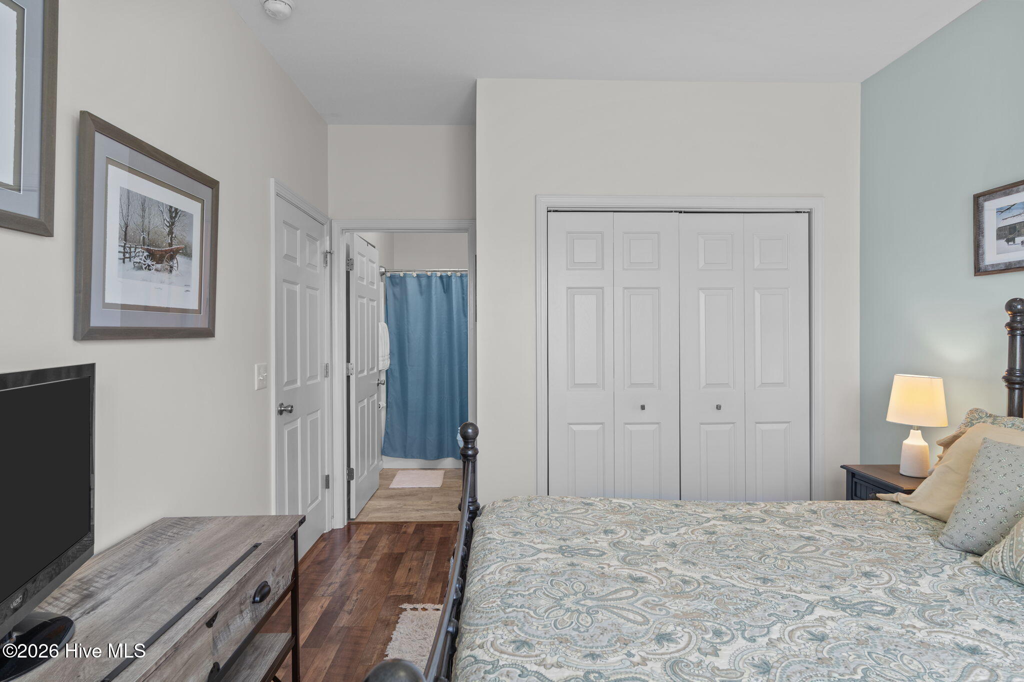 100551893 | Photo 20