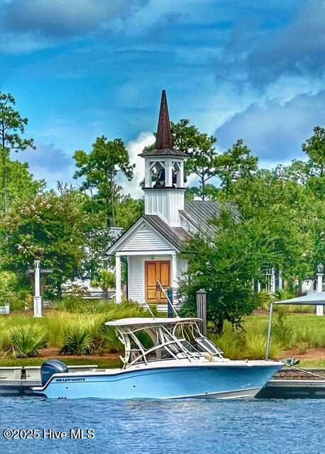 71 Jayne Point, Oriental, NC, 28571