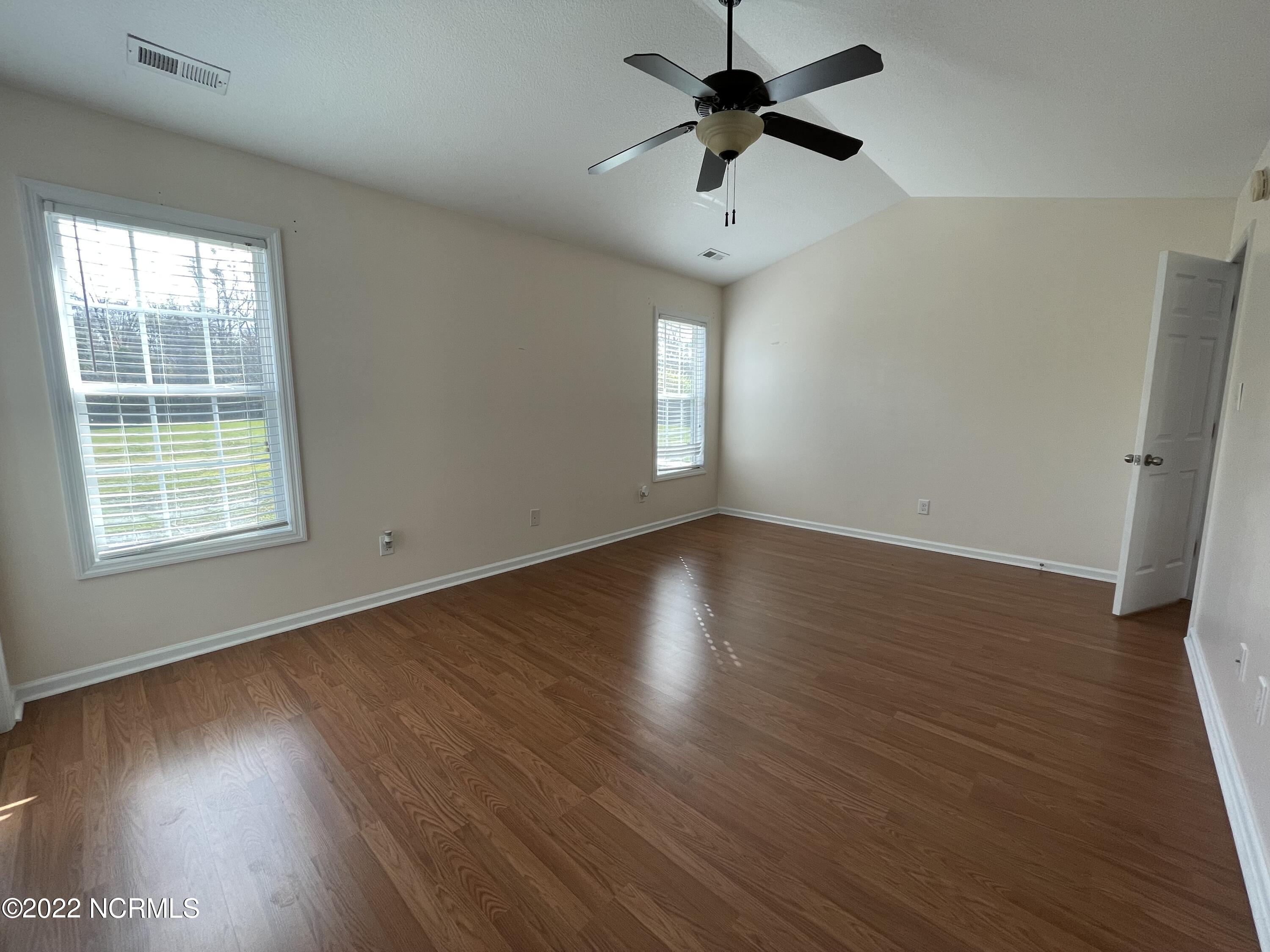 100538552 | Photo 21