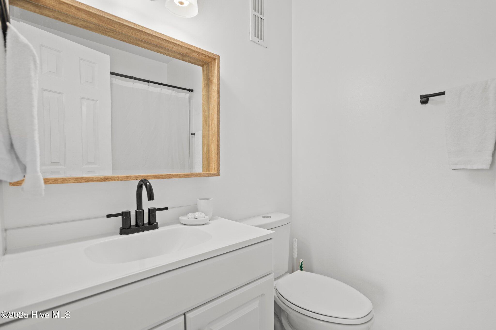 100509298 | Photo 30