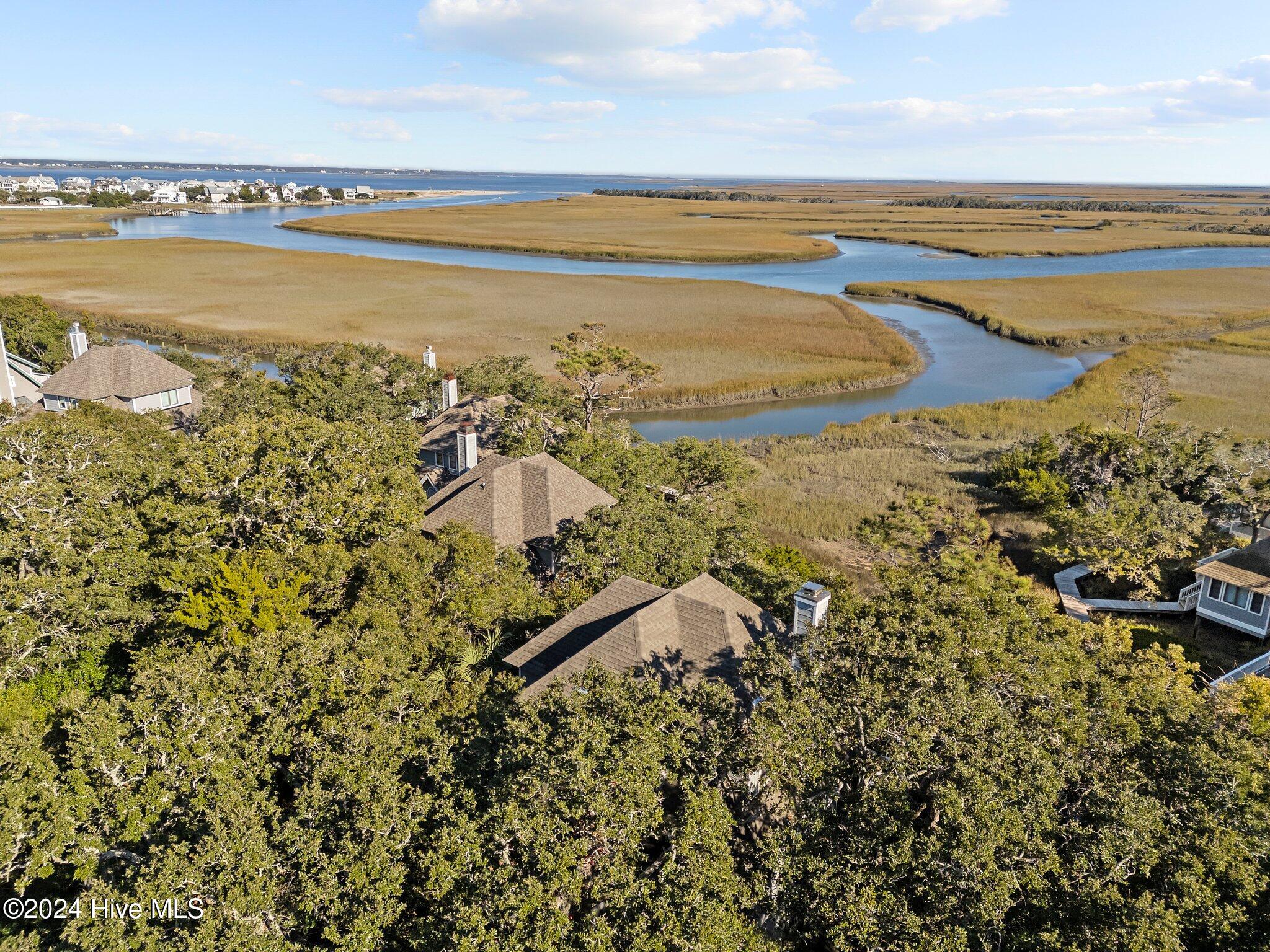 100477825 | Photo 46