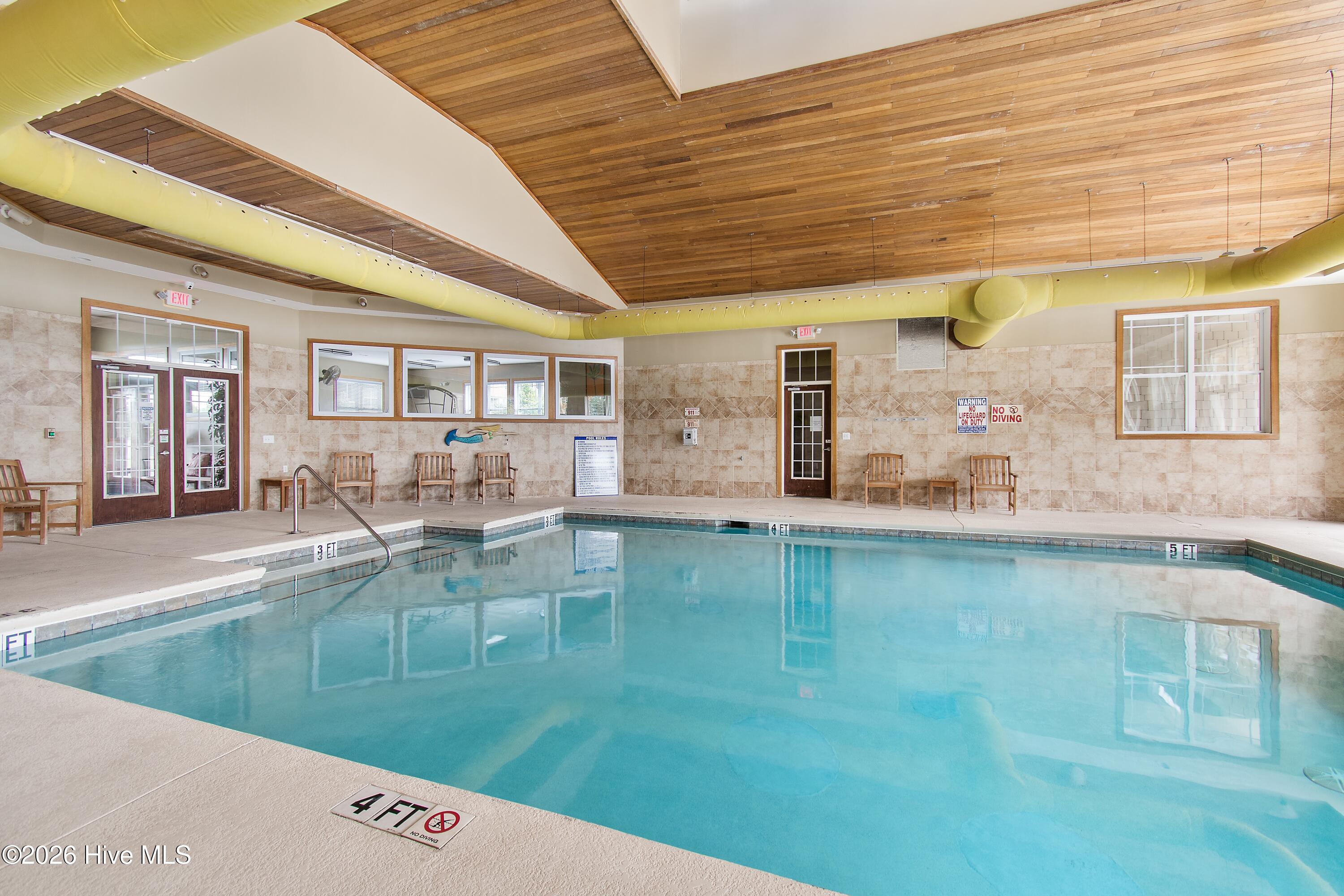 100569684 | Photo 31