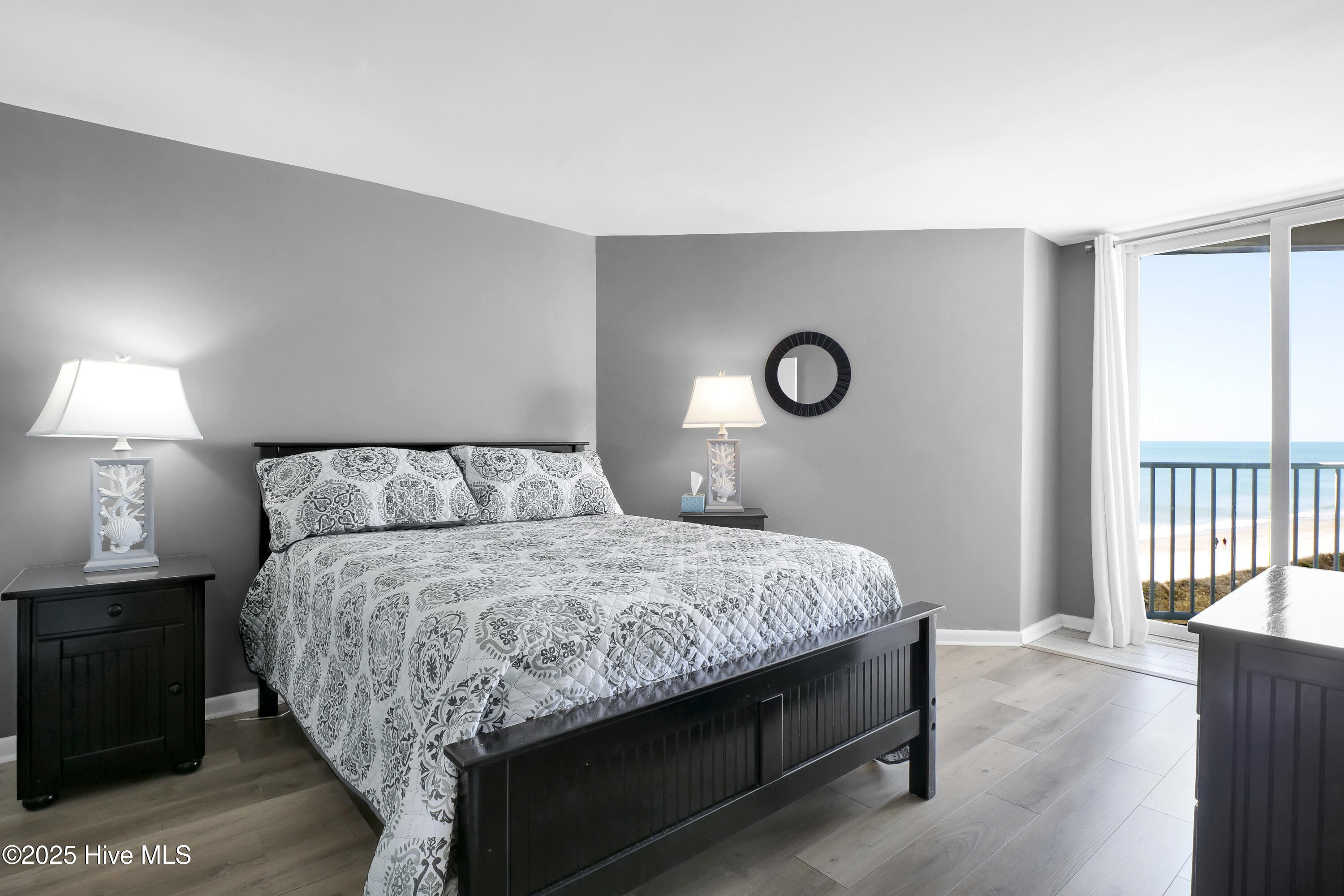 100520966 | Photo 19