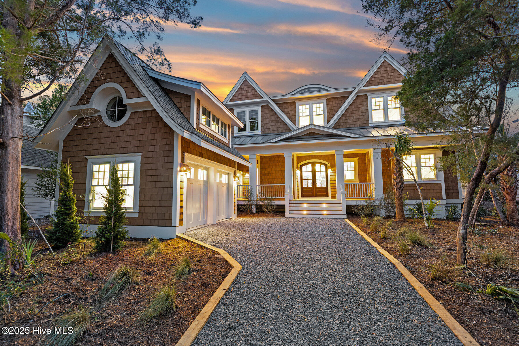 100401243 | Photo 86