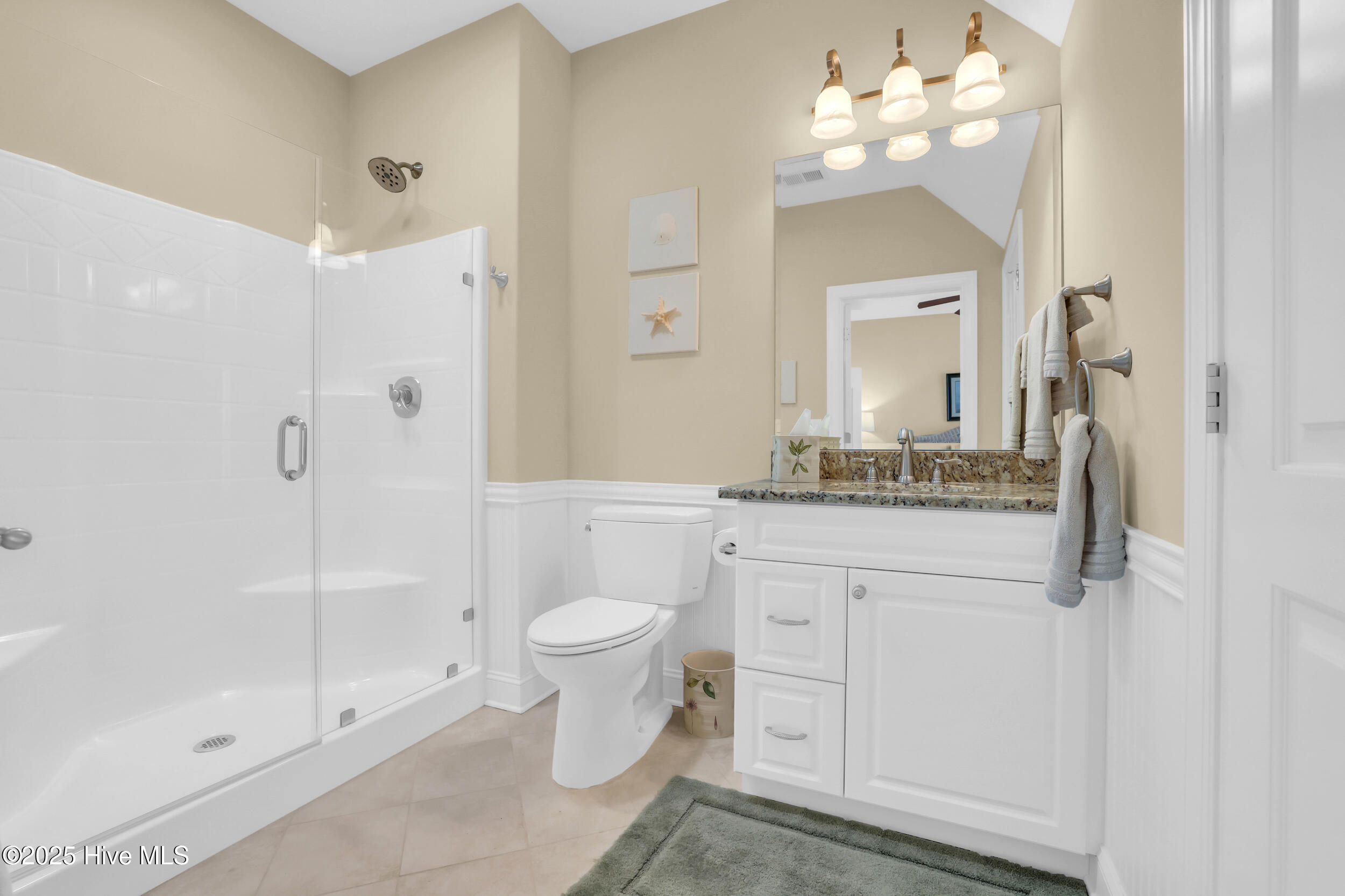 100533787 | Photo 30